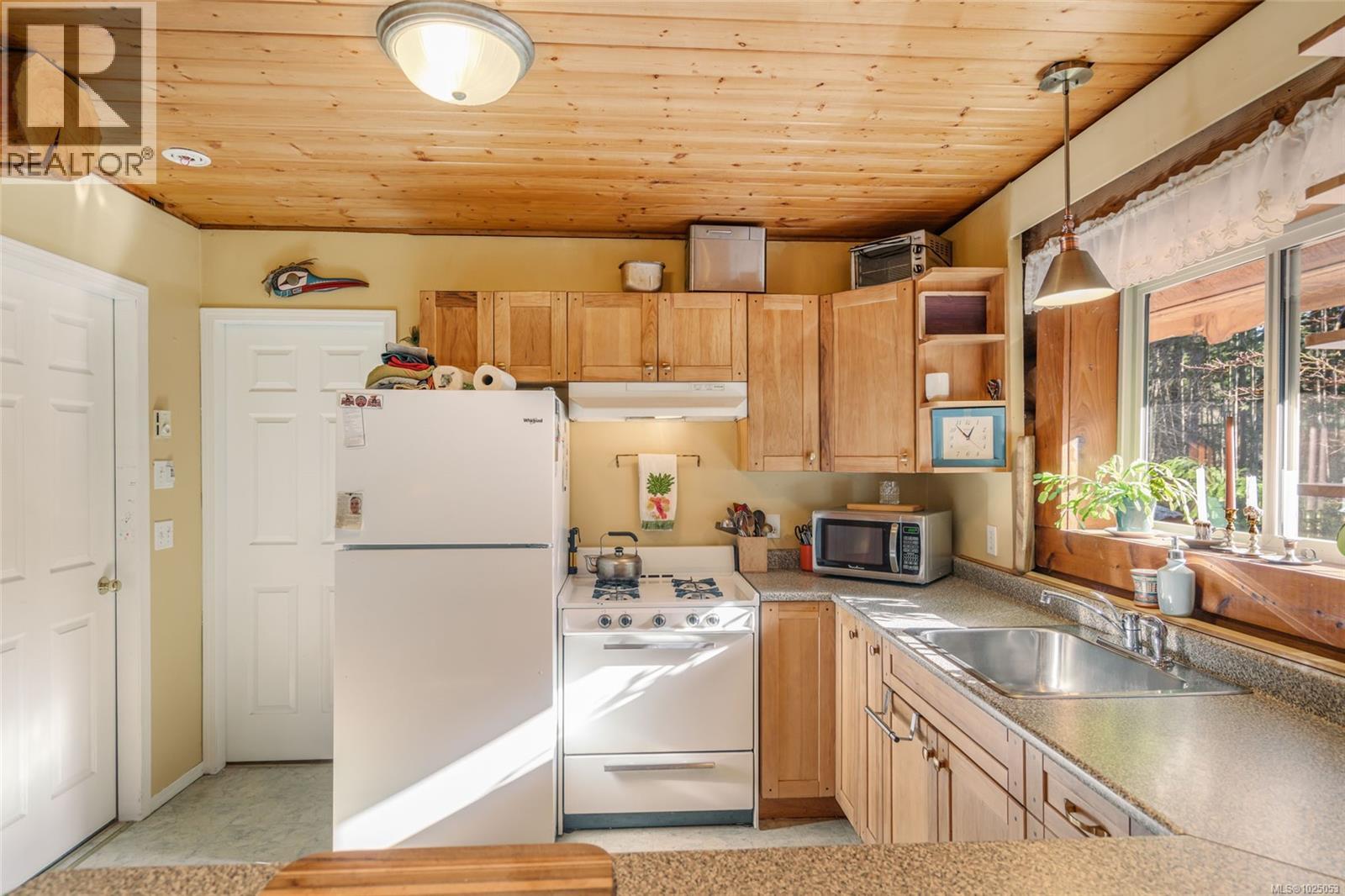 1780 Stalker Rd, Gabriola Island, British Columbia  V0R 1X7 - Photo 5 - 1025053