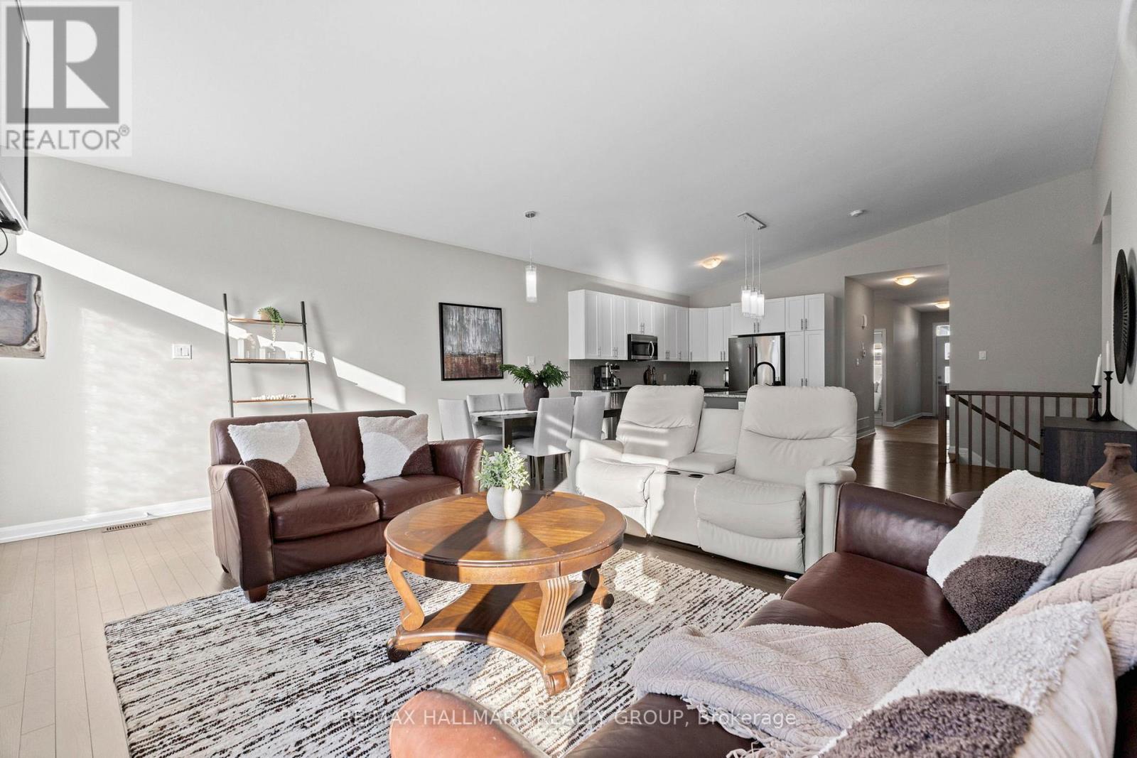 433 Sterling Avenue, Clarence-Rockland, Ontario  K4K 0M5 - Photo 10 - X12797294