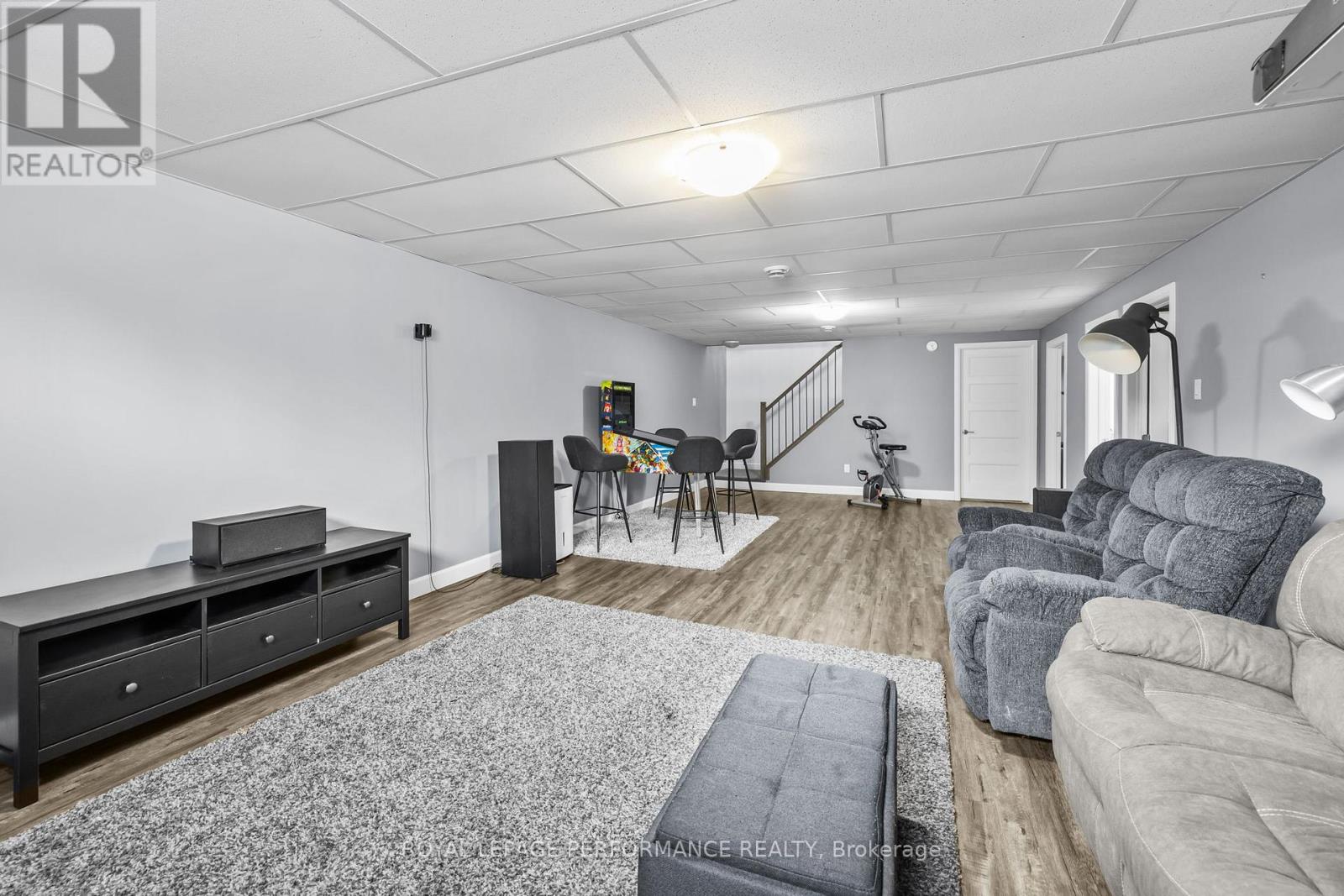 336 Moisson Street, Russell, Ontario  K0A 1W0 - Photo 19 - X12797392