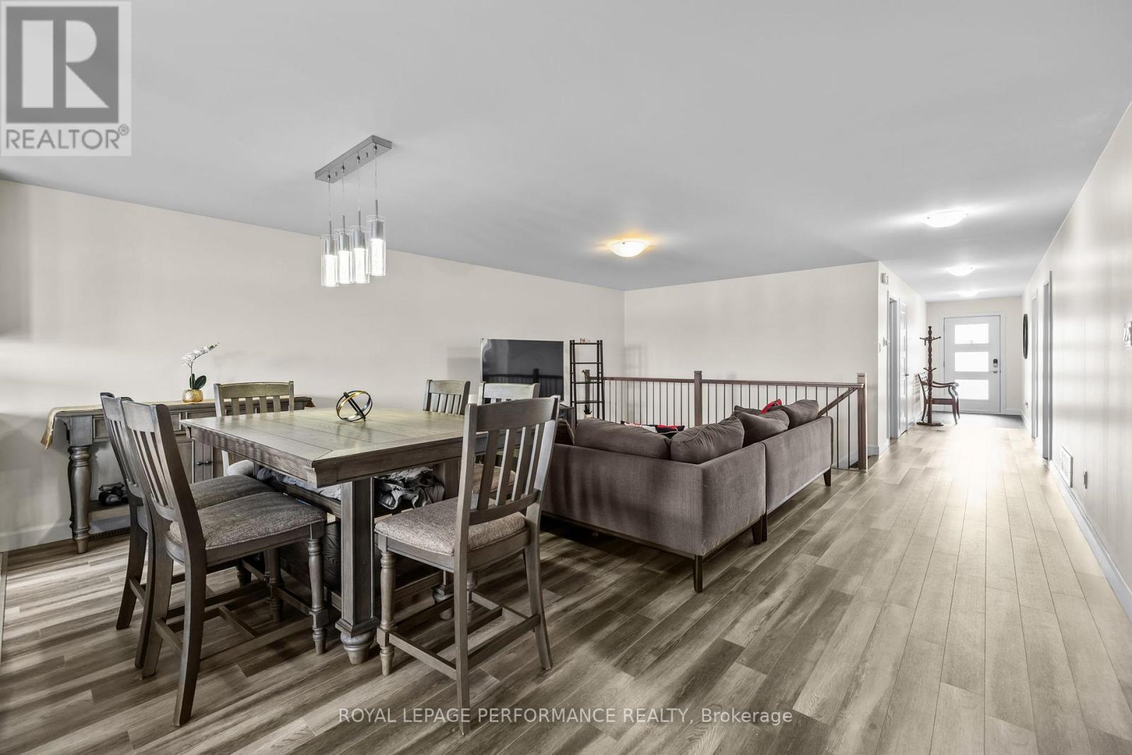 336 Moisson Street, Russell, Ontario  K0A 1W0 - Photo 6 - X12797392