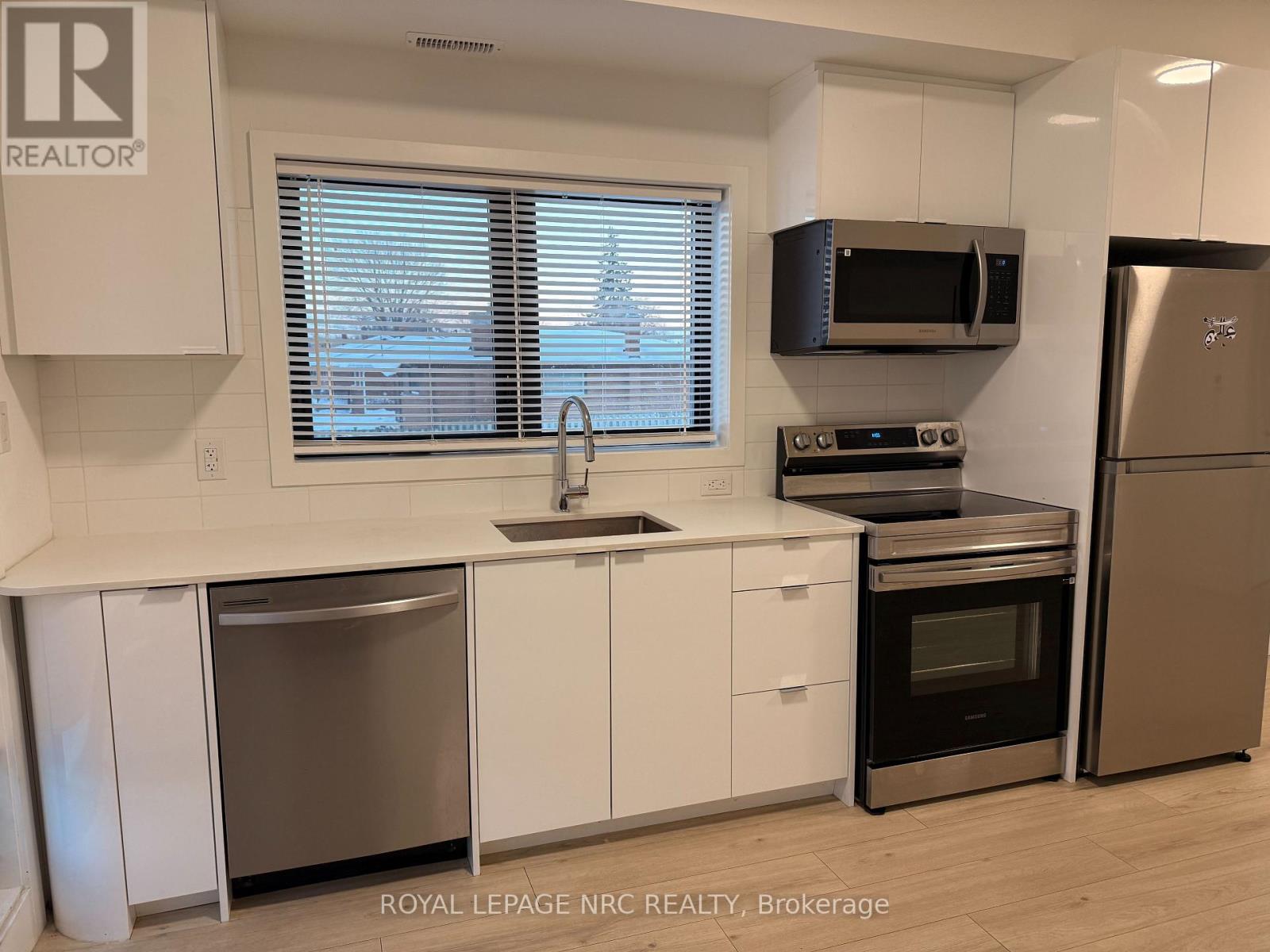 207 - 7277 WILSON CRESCENT, Niagara Falls, Ontario