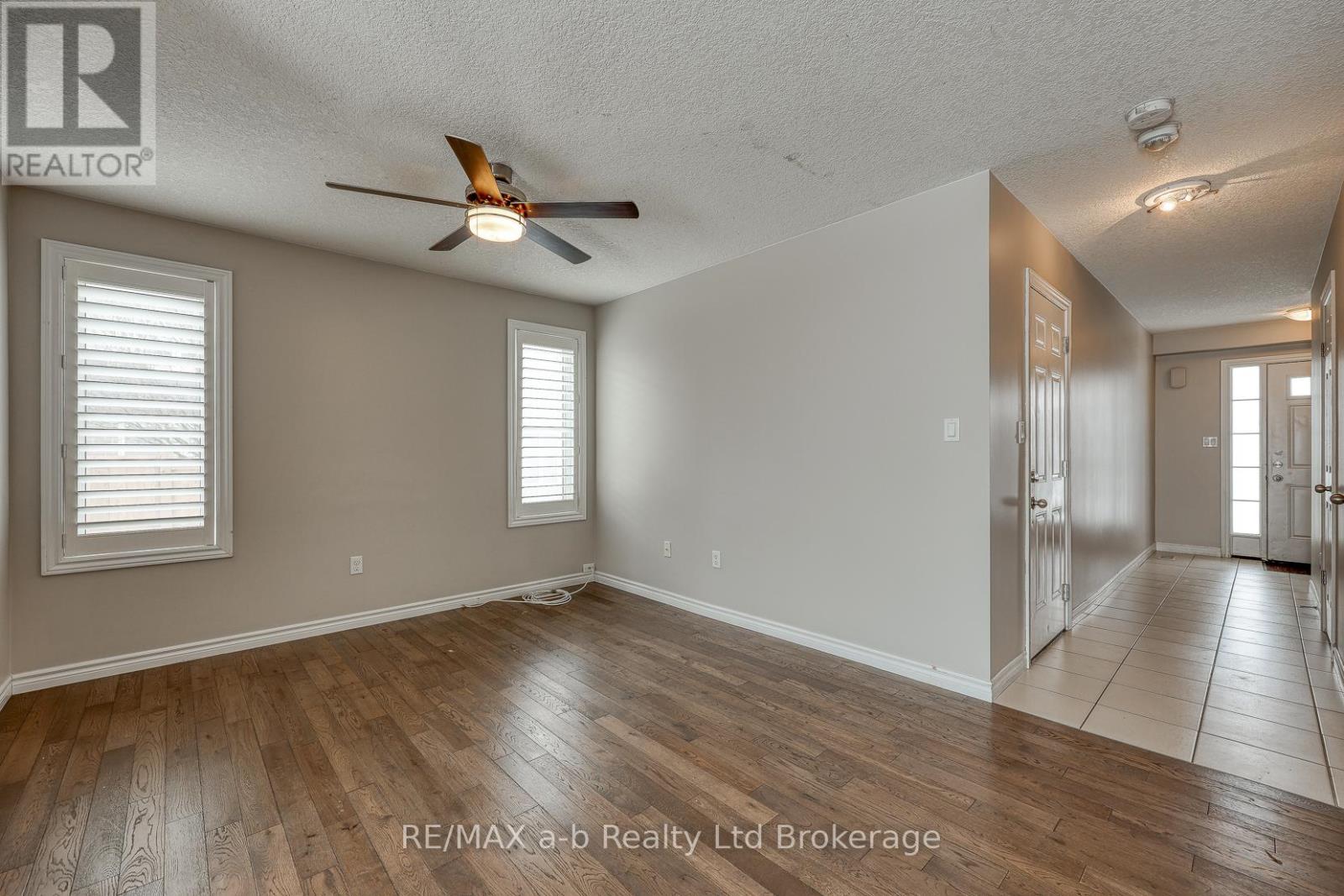 1160 Caen Avenue, Woodstock, Ontario  N4T 0G3 - Photo 31 - X12797480