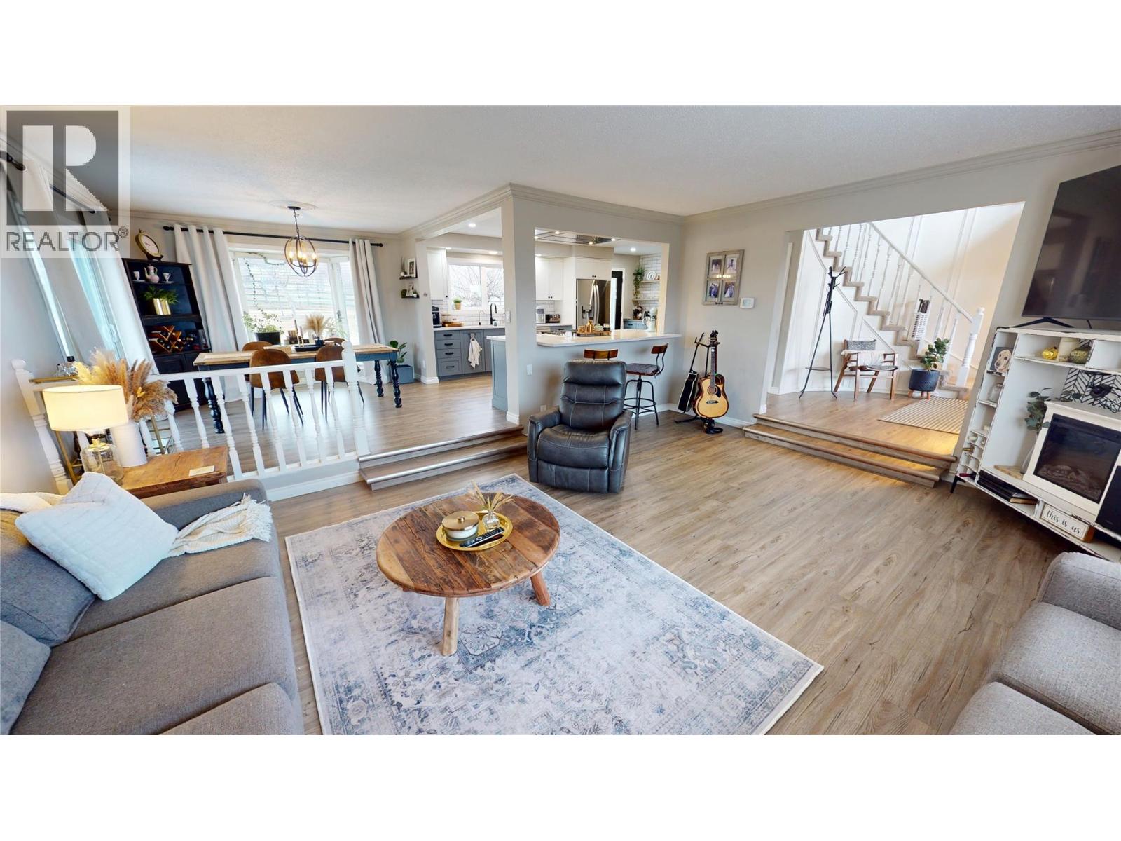 2211 9th Street S, Cranbrook, British Columbia  V1C 6Y7 - Photo 6 - 10375998