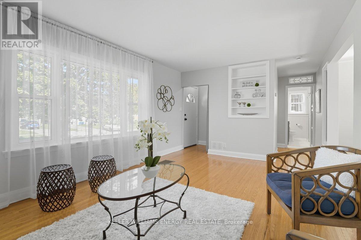 233 Greenwood Avenue, Oshawa, Ontario  L1J 1W7 - Photo 5 - E12797272