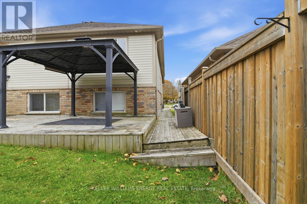 1533 Greenvalley Trail, Oshawa, Ontario L1K 2N6 - Photo 25 - E12797464