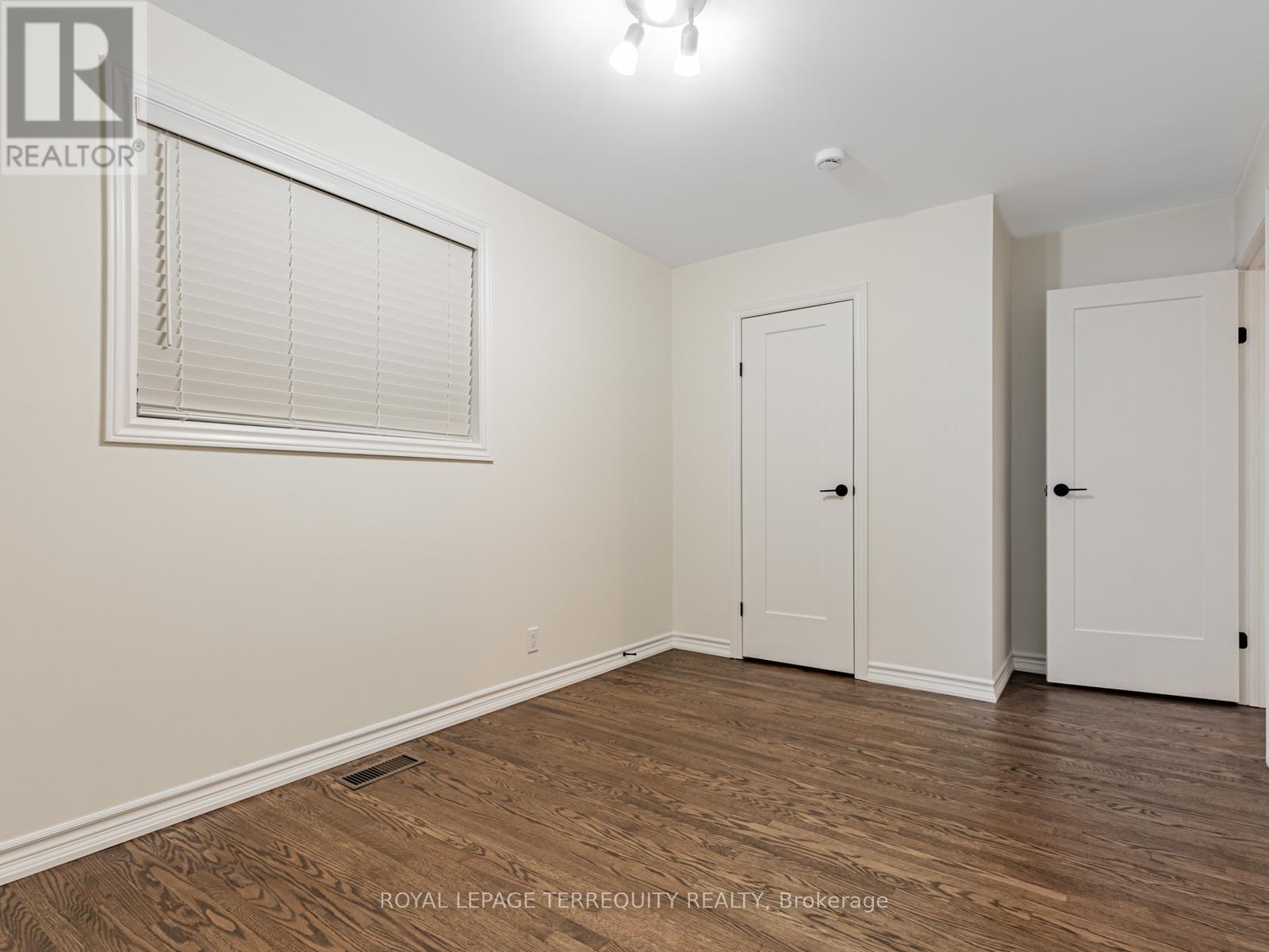 5 Rochelle Crescent, Toronto, Ontario  M2J 1Y3 - Photo 9 - C12792392