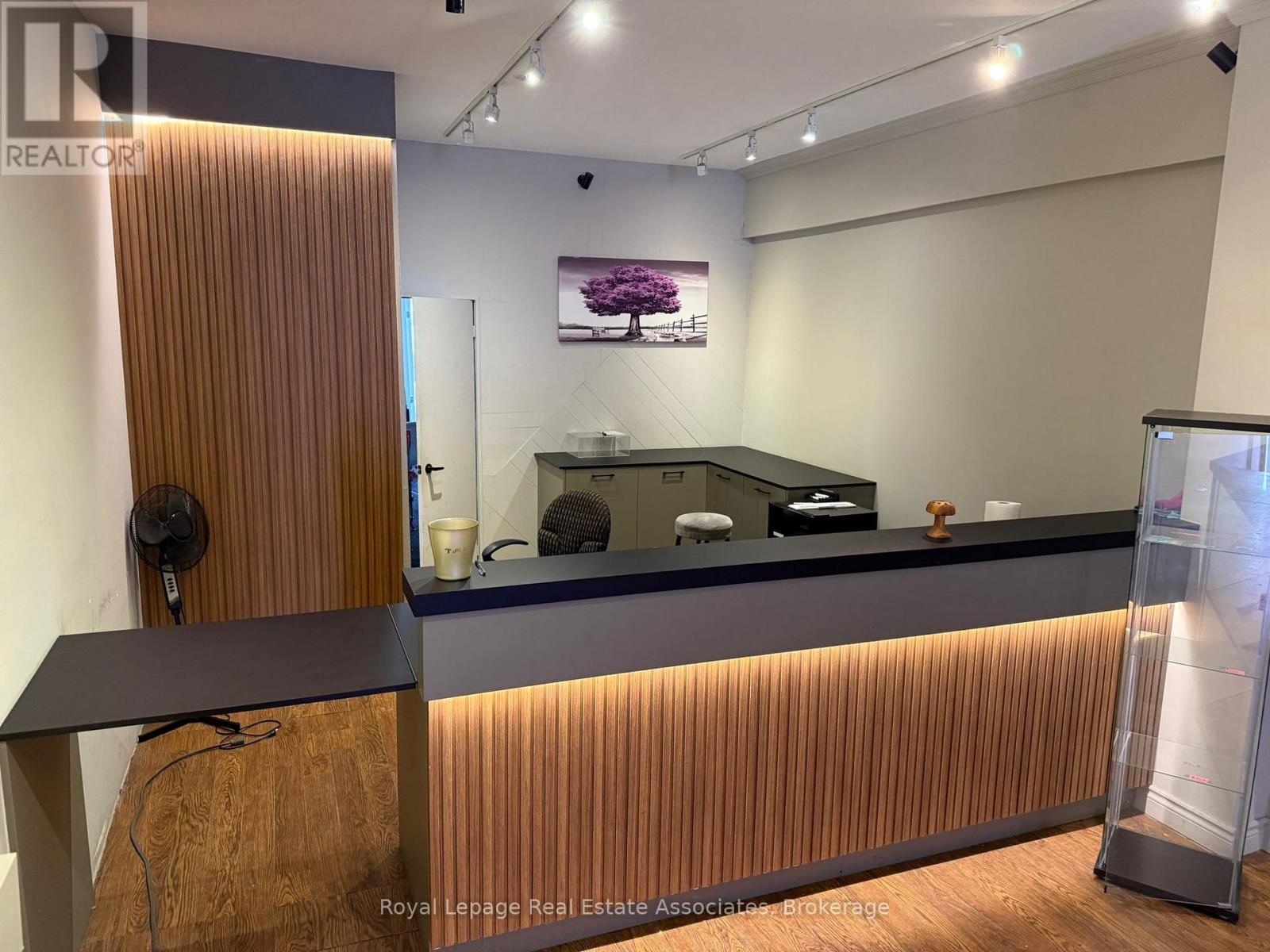 644 Queen Street W, Toronto, Ontario  M6J 1E4 - Photo 3 - C12797338