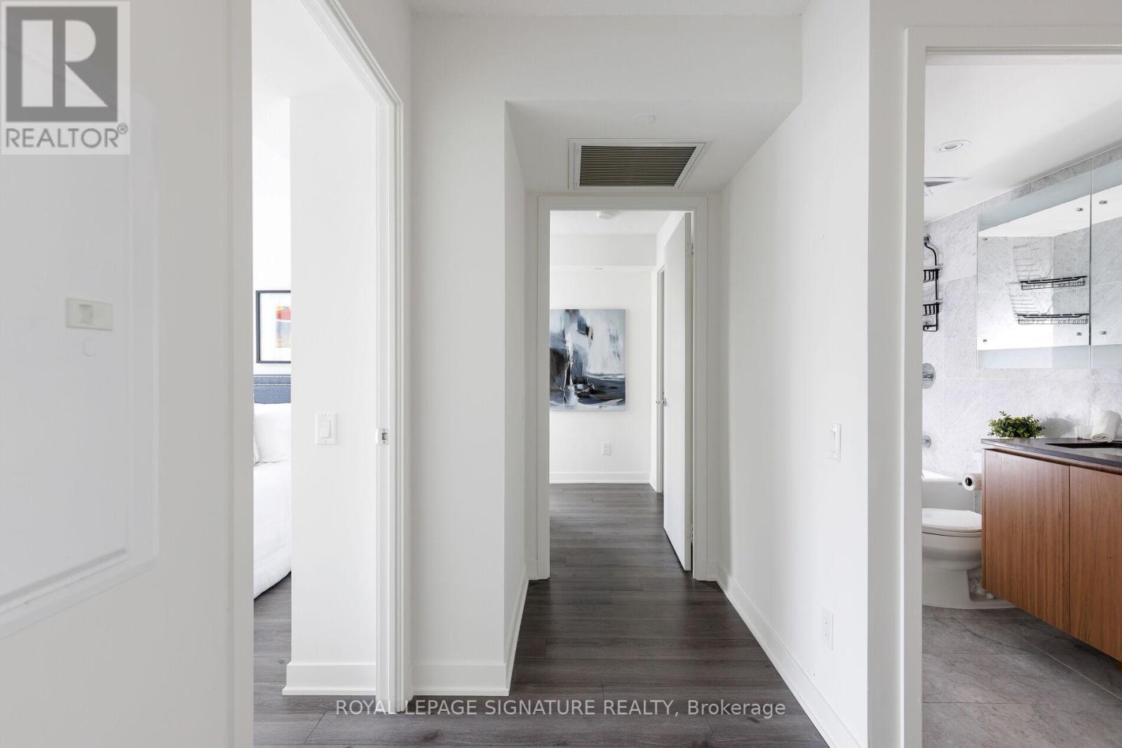 712 - 70 Queens Wharf Road, Toronto, Ontario M5V 0J2 - Photo 11 - C12797382