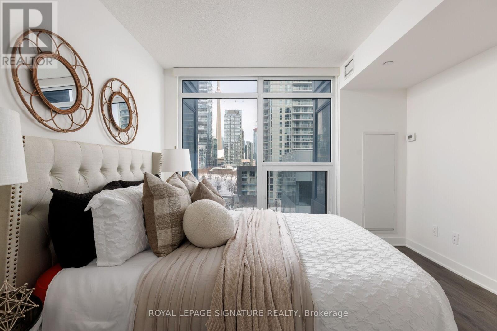 712 - 70 Queens Wharf Road, Toronto, Ontario M5V 0J2 - Photo 18 - C12797382