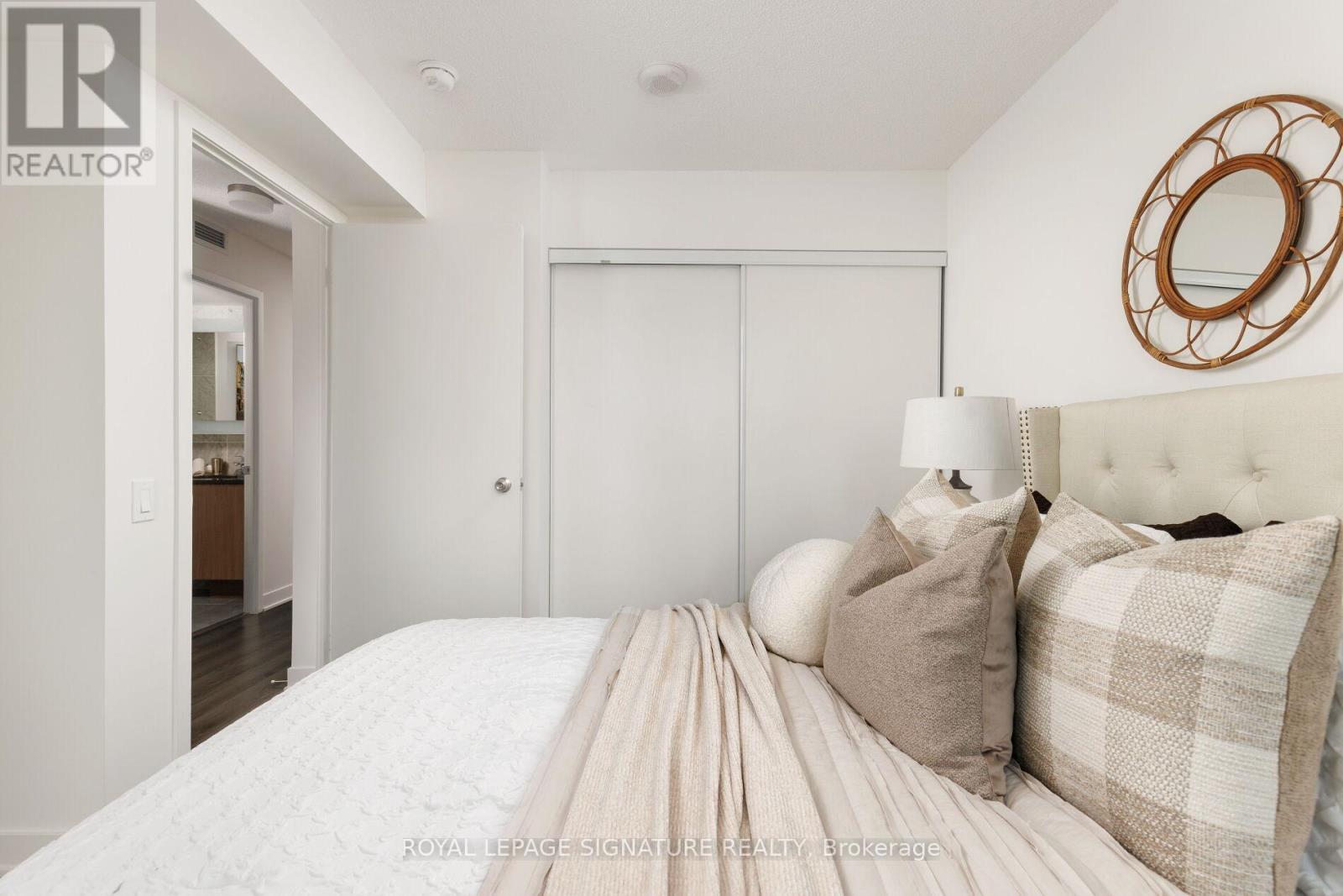 712 - 70 Queens Wharf Road, Toronto, Ontario M5V 0J2 - Photo 20 - C12797382