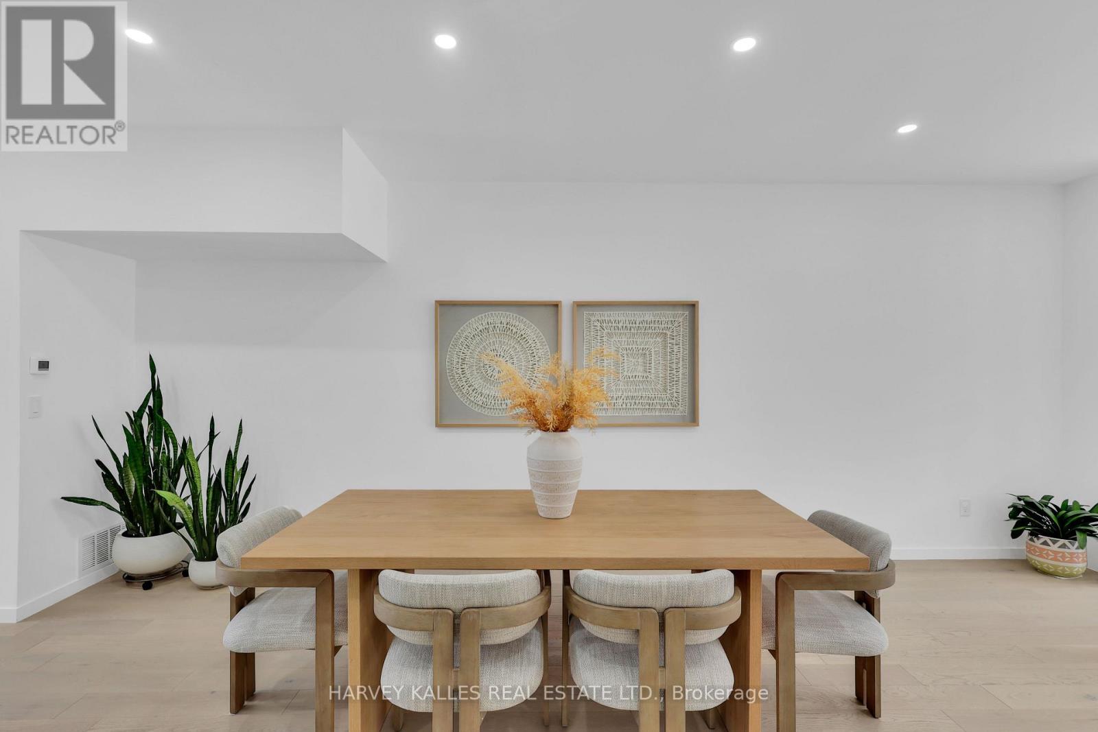 223 Wychwood Avenue, Toronto, Ontario  M6C 2T5 - Photo 10 - C12797506