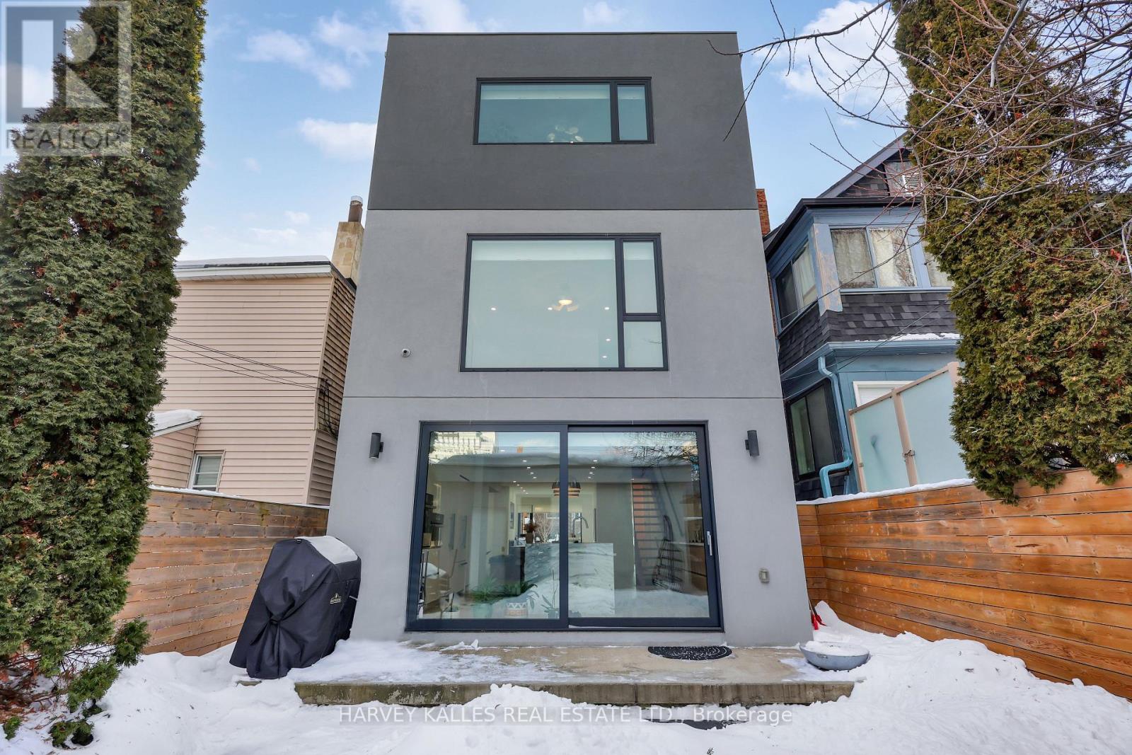 223 Wychwood Avenue, Toronto, Ontario  M6C 2T5 - Photo 39 - C12797506