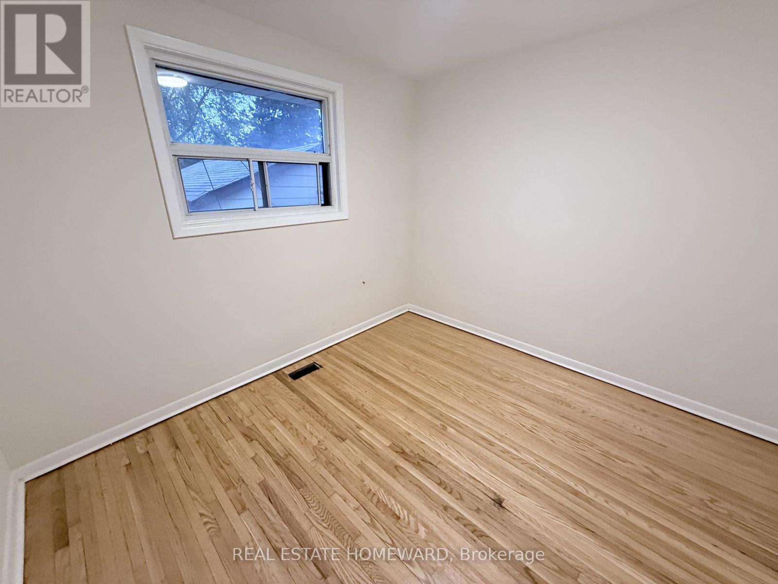 Main - 7 Dunlop Avenue, Toronto, Ontario  M1K 1K8 - Photo 6 - E12797332