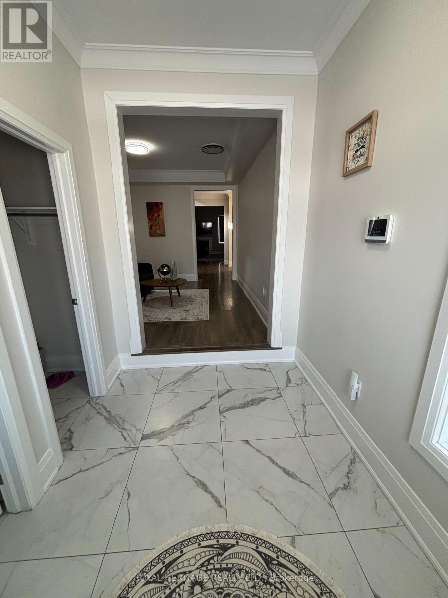 65 Conarty Crescent E, Whitby, Ontario  L1P 0L3 - Photo 2 - E12797466