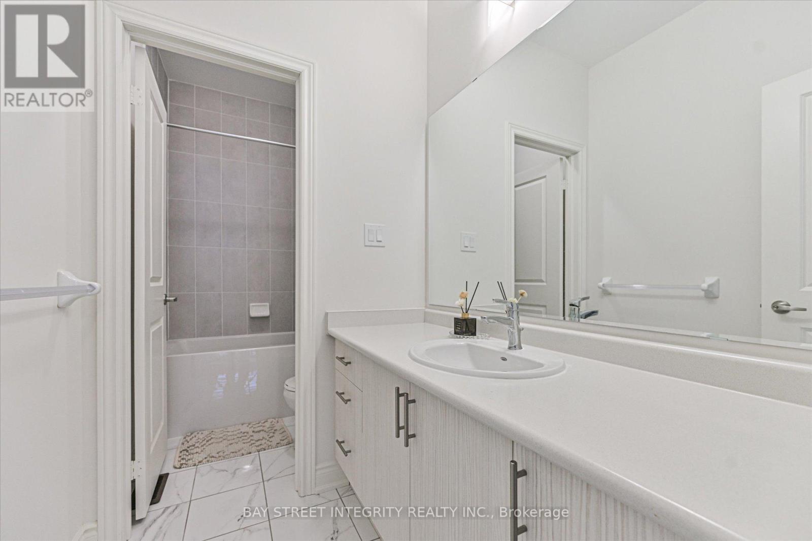 1452 Wheatcroft Drive, Oshawa, Ontario  L1L 0W5 - Photo 25 - E12797482