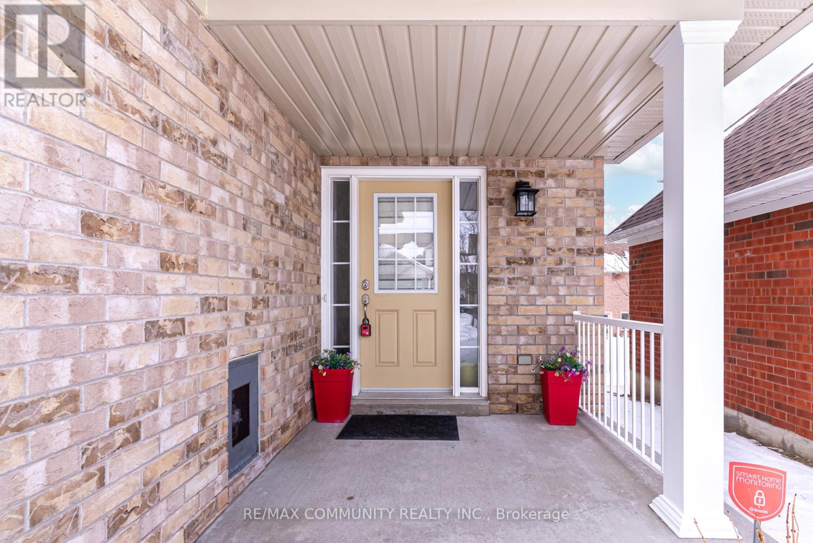 1115 Ormond Drive, Oshawa, Ontario  L1K 0K5 - Photo 3 - E12797504