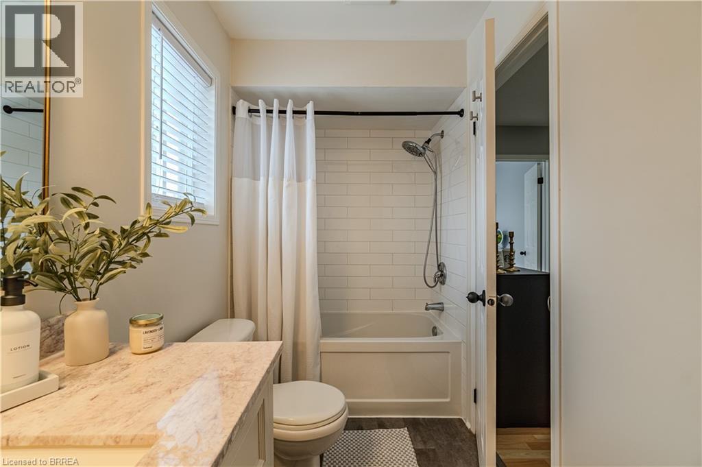 10 Gaydon Way, Brantford, Ontario  N3T 6P9 - Photo 9 - 40805236