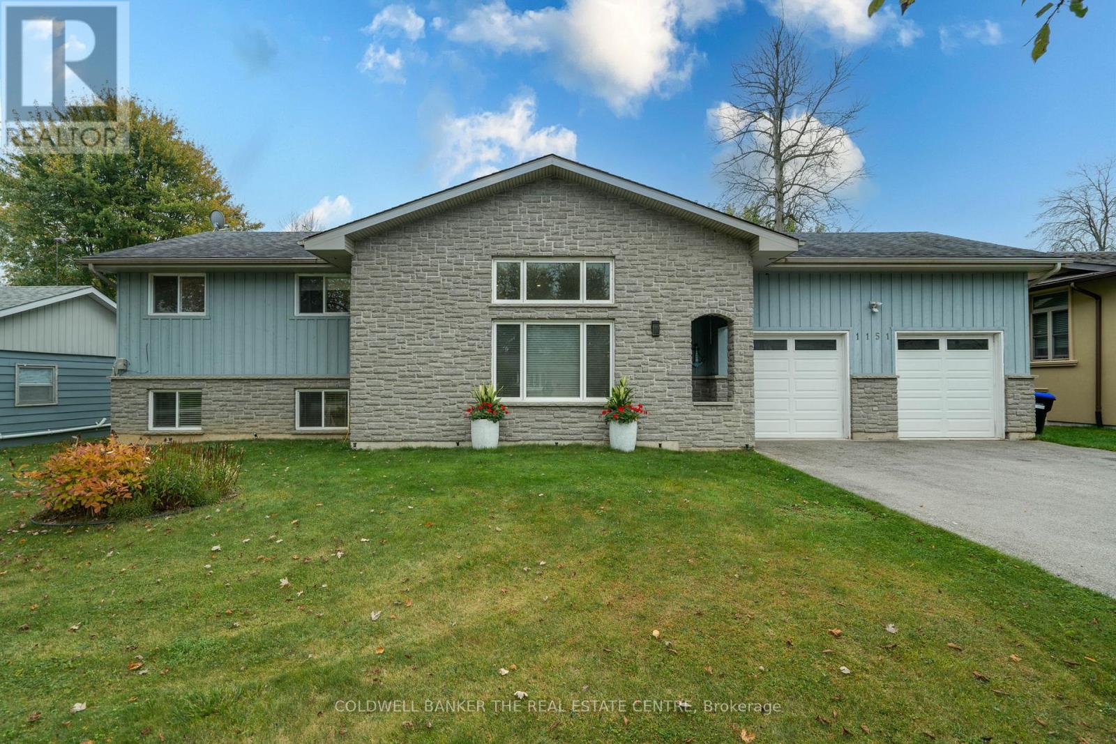 1151 Birch Road, Innisfil, Ontario  L0L 1R0 - Photo 1 - N12797280