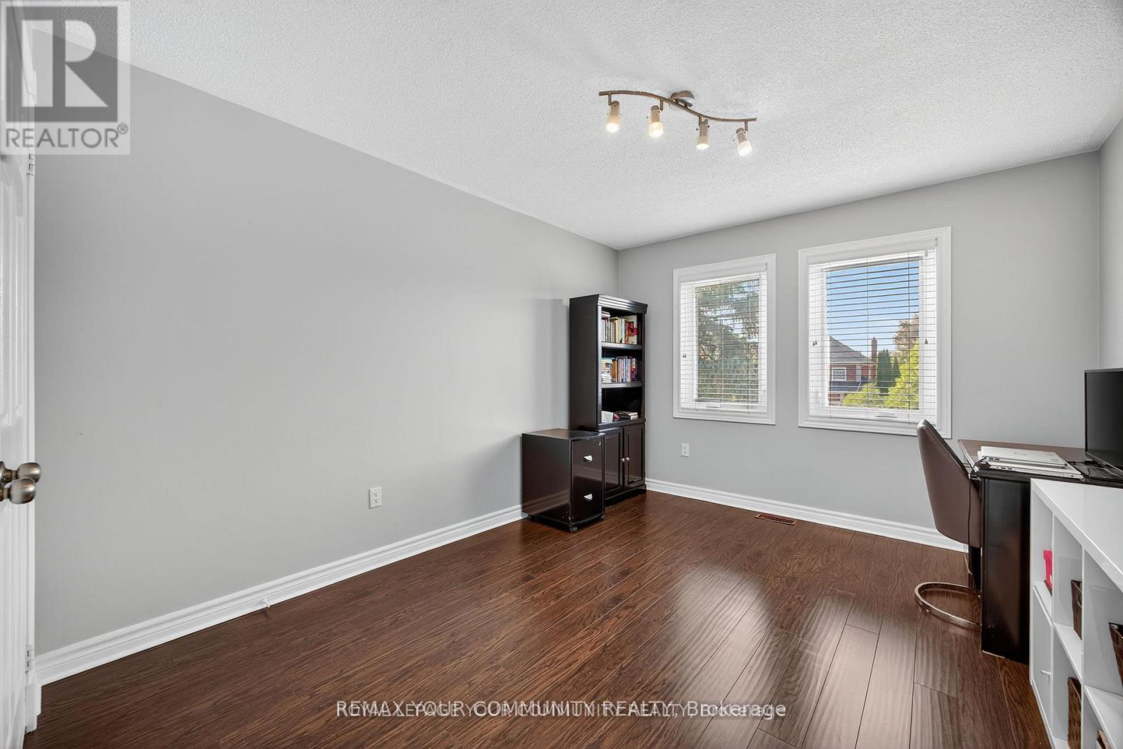 684 Exceller Circle, Newmarket, Ontario  L3X 1P4 - Photo 23 - N12797468