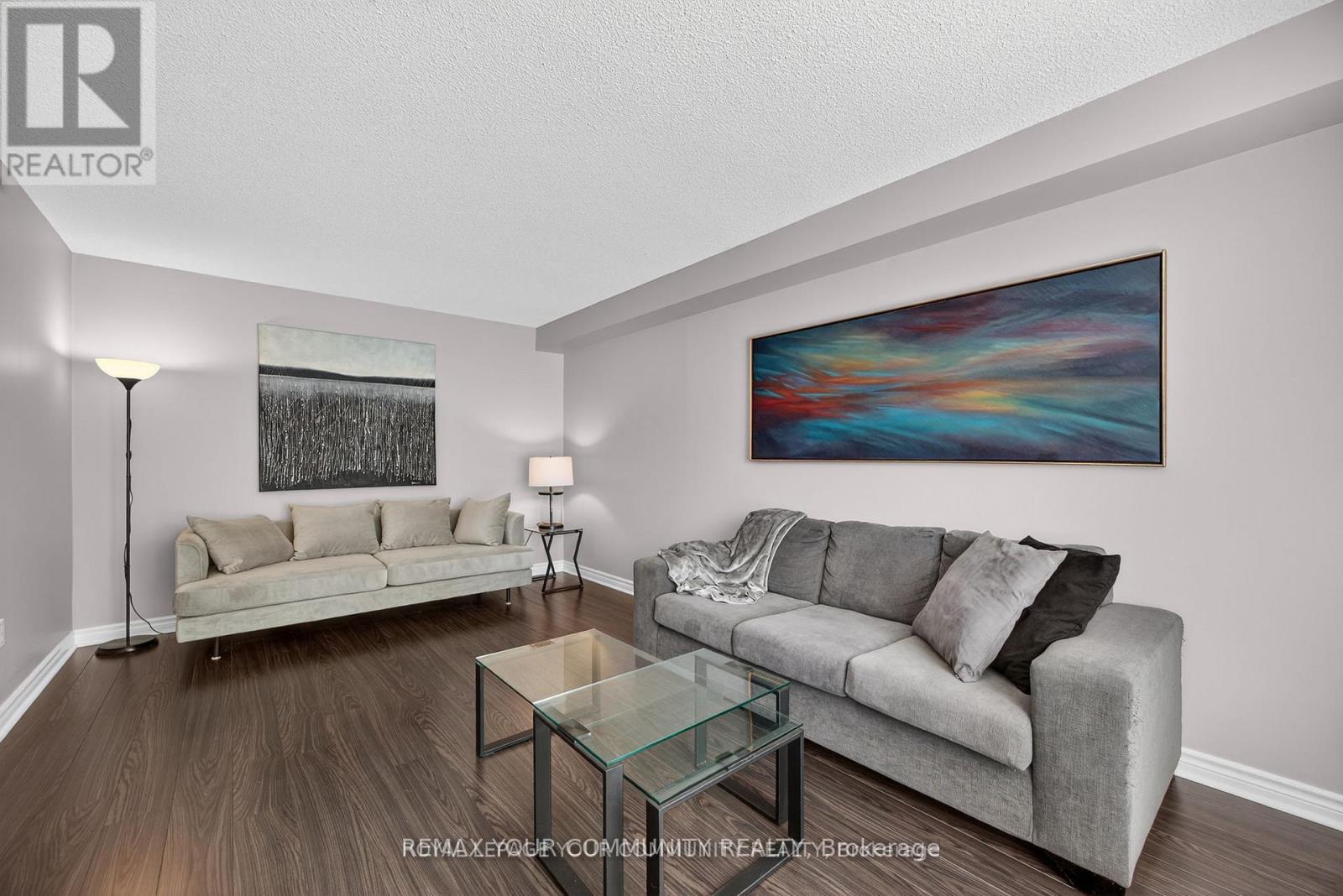 684 Exceller Circle, Newmarket, Ontario  L3X 1P4 - Photo 6 - N12797468