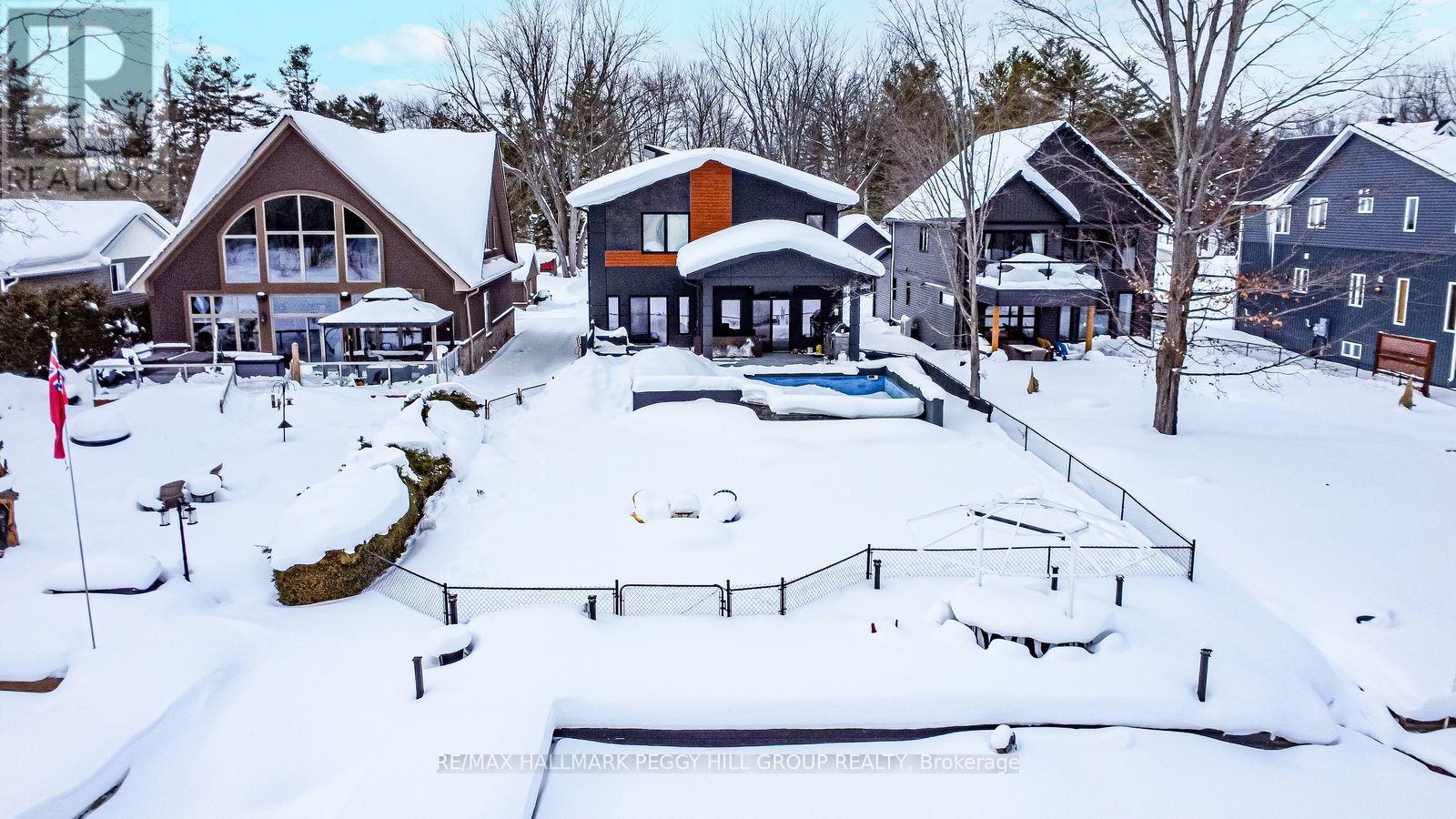 1657 PENINSULA POINT ROAD, Severn, Ontario