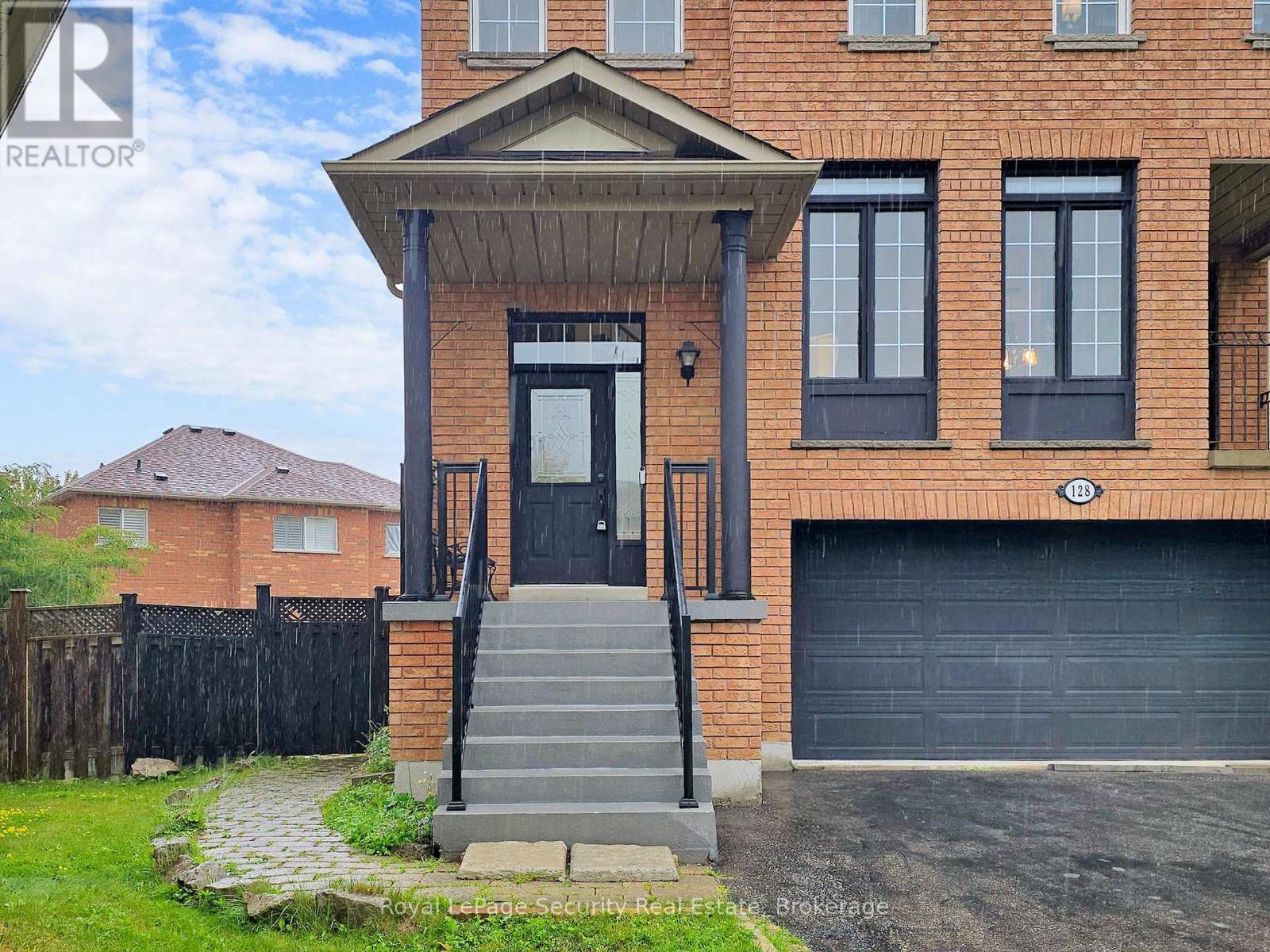 128 Daiseyfield Crescent, Vaughan, Ontario  L4H 2T7 - Photo 2 - N12746014