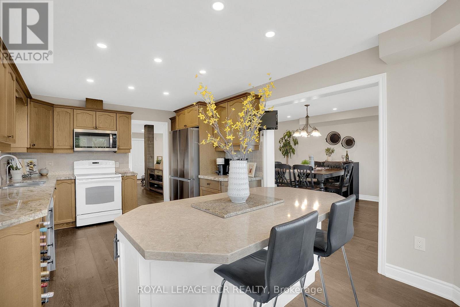 15 Jack Kenny Court, Caledon, Ontario  L7E 2M5 - Photo 11 - W12797288