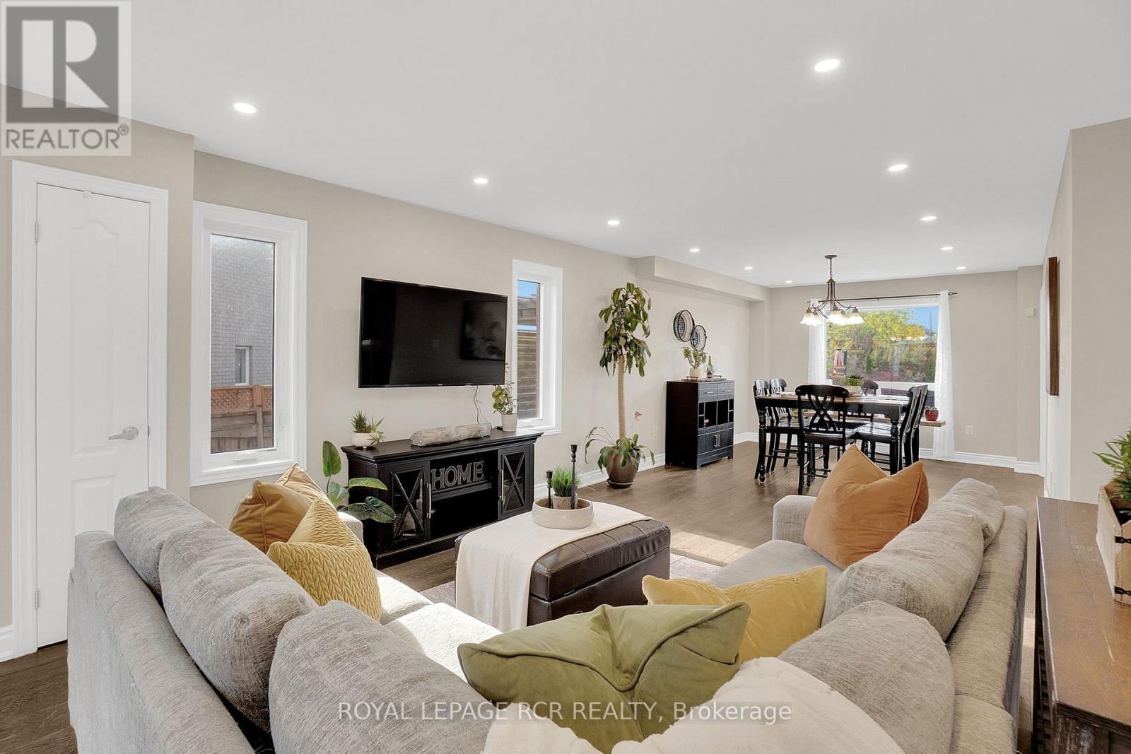 15 Jack Kenny Court, Caledon, Ontario  L7E 2M5 - Photo 5 - W12797288