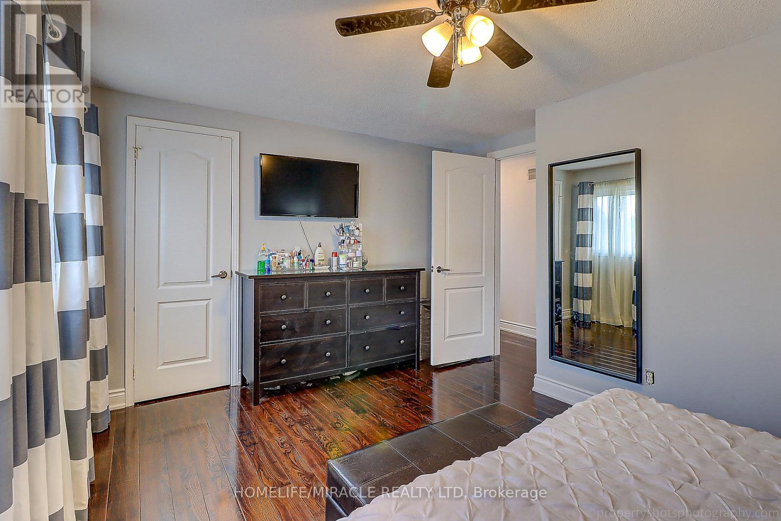 114 Martindale Crescent, Brampton, Ontario  L6X 2V1 - Photo 11 - W12797298