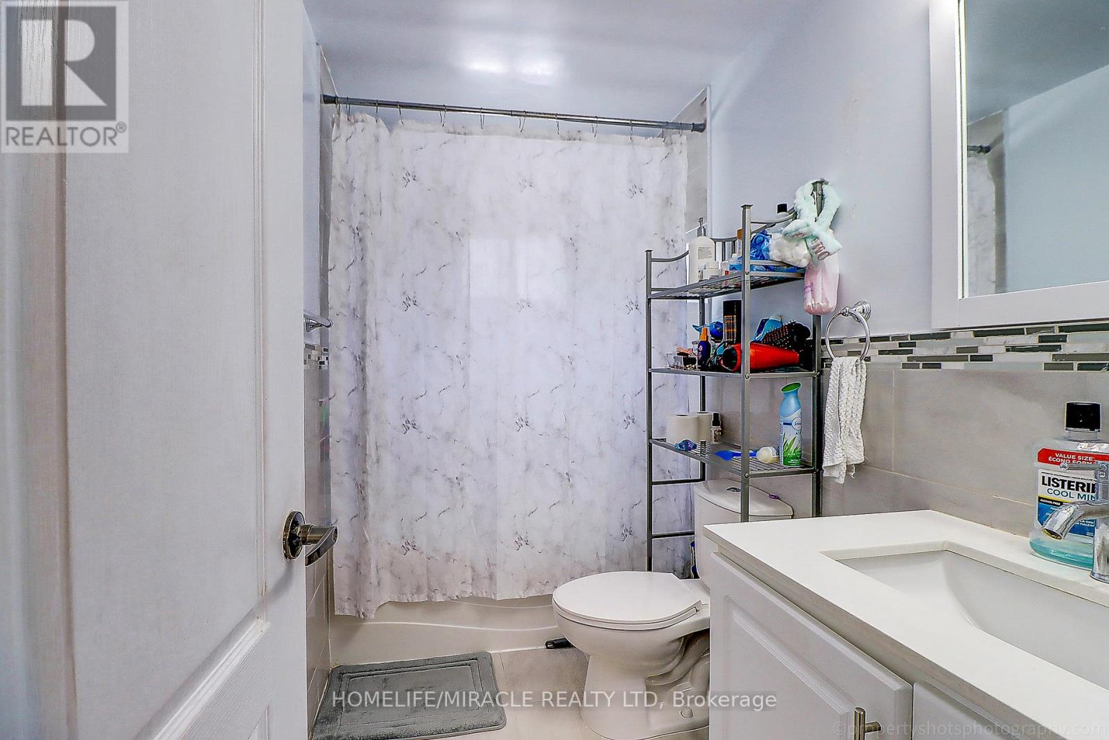 114 Martindale Crescent, Brampton, Ontario  L6X 2V1 - Photo 12 - W12797298