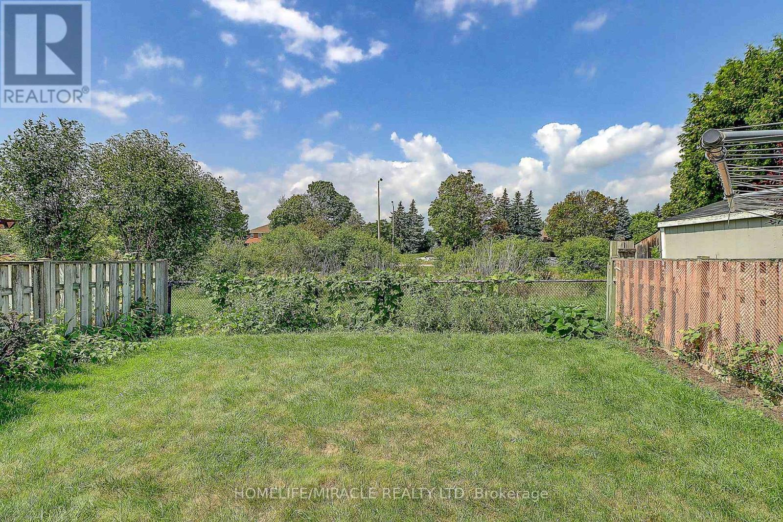 114 Martindale Crescent, Brampton, Ontario  L6X 2V1 - Photo 25 - W12797298