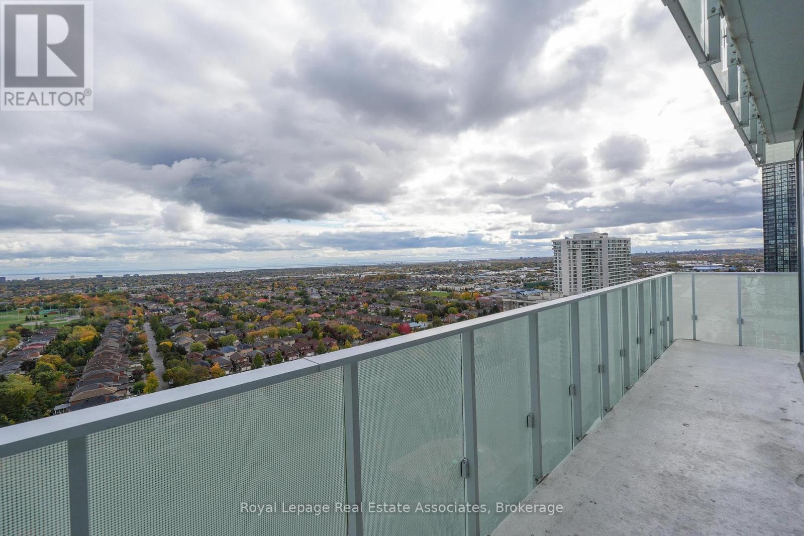 1909 - 3883 Quartz Road, Mississauga, Ontario  L5B 0M4 - Photo 13 - W12797320