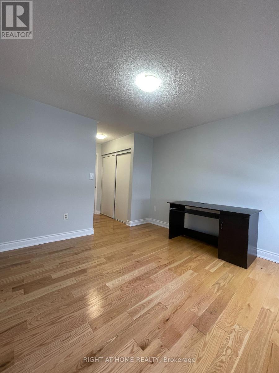 230 Fandango Drive, Brampton, Ontario  L6X 0M1 - Photo 31 - W12797390