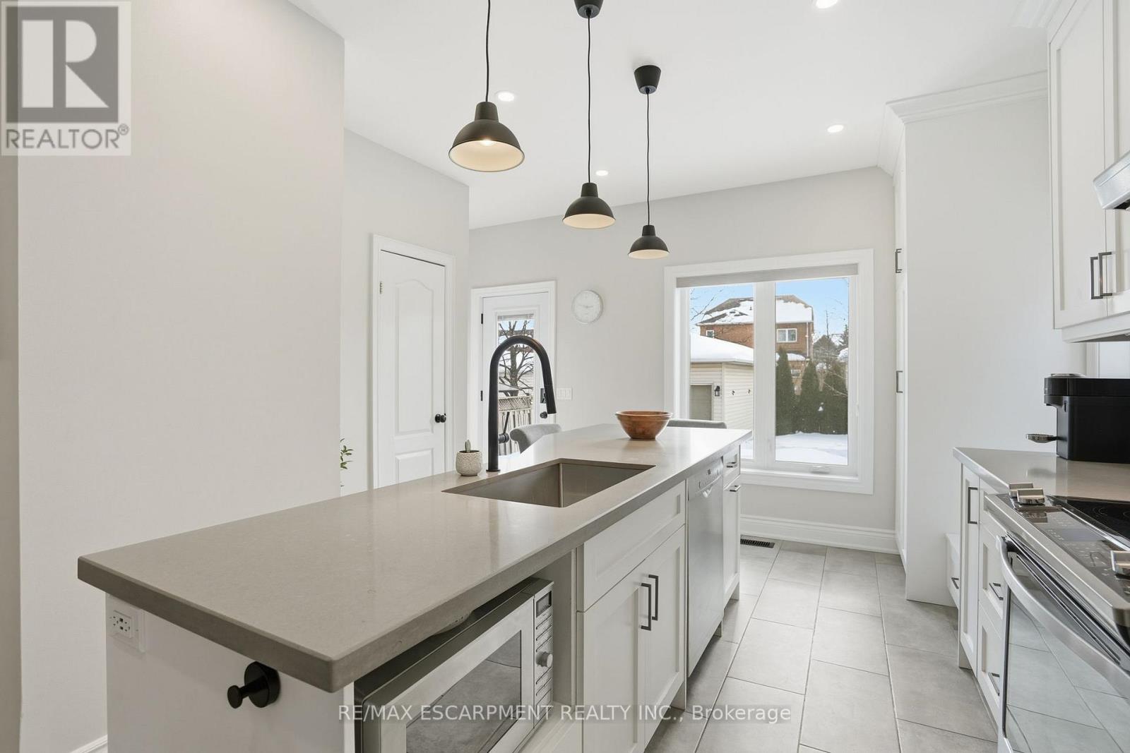 2669 Castle Hill Crescent, Oakville, Ontario  L6H 6J1 - Photo 14 - W12797426