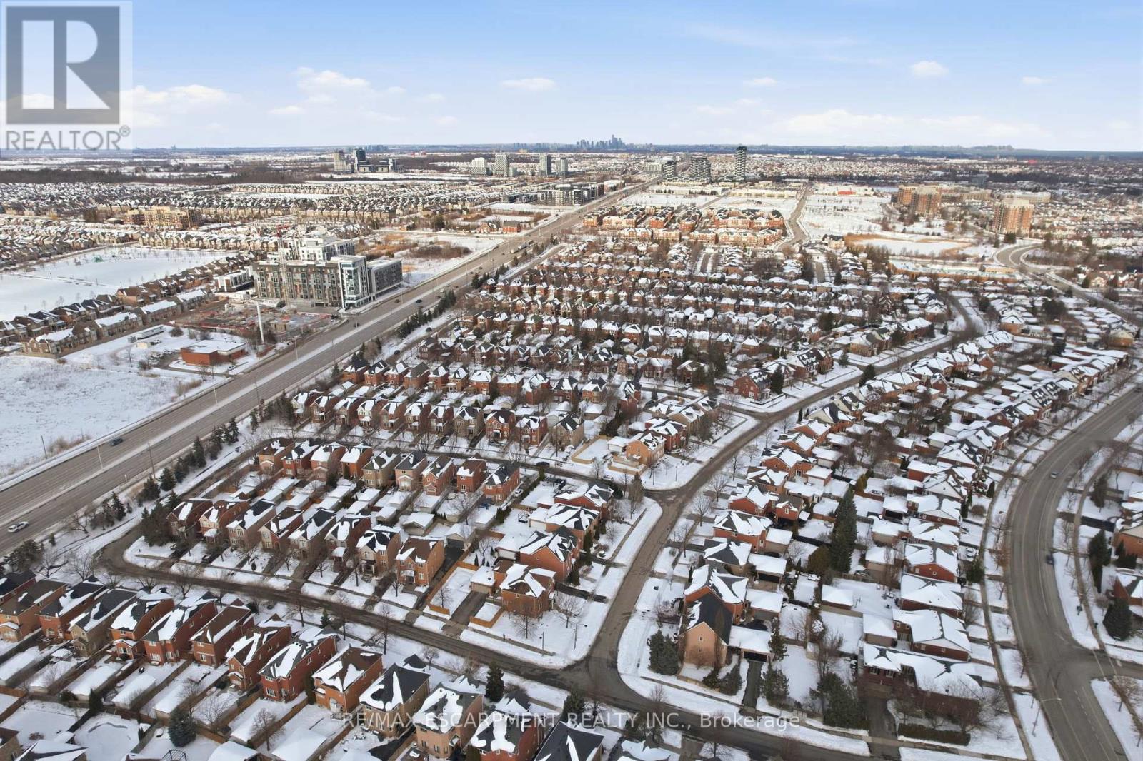 2669 Castle Hill Crescent, Oakville, Ontario  L6H 6J1 - Photo 48 - W12797426