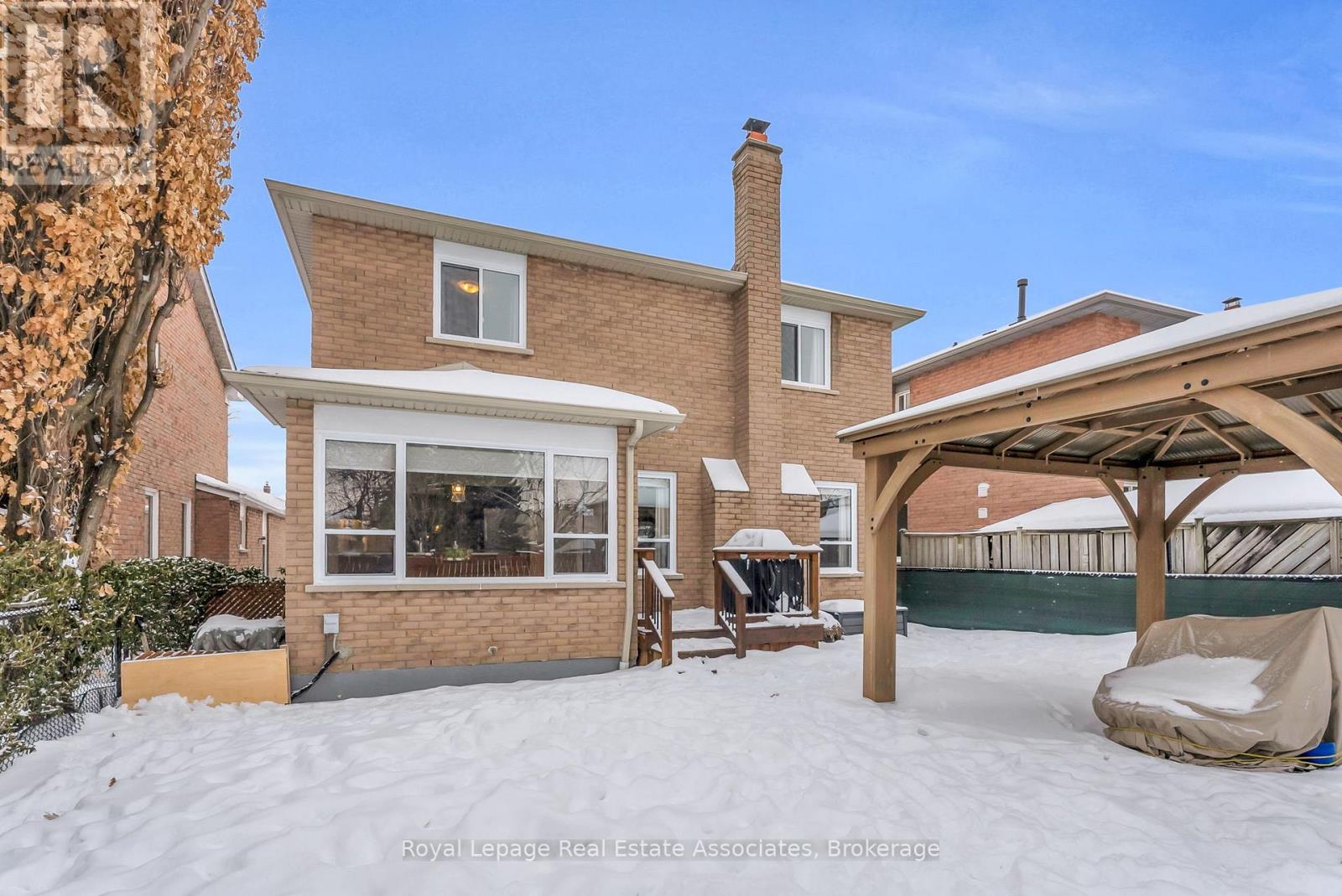 20 Jeremy Place, Brampton, Ontario  L6S 5K6 - Photo 43 - W12797442