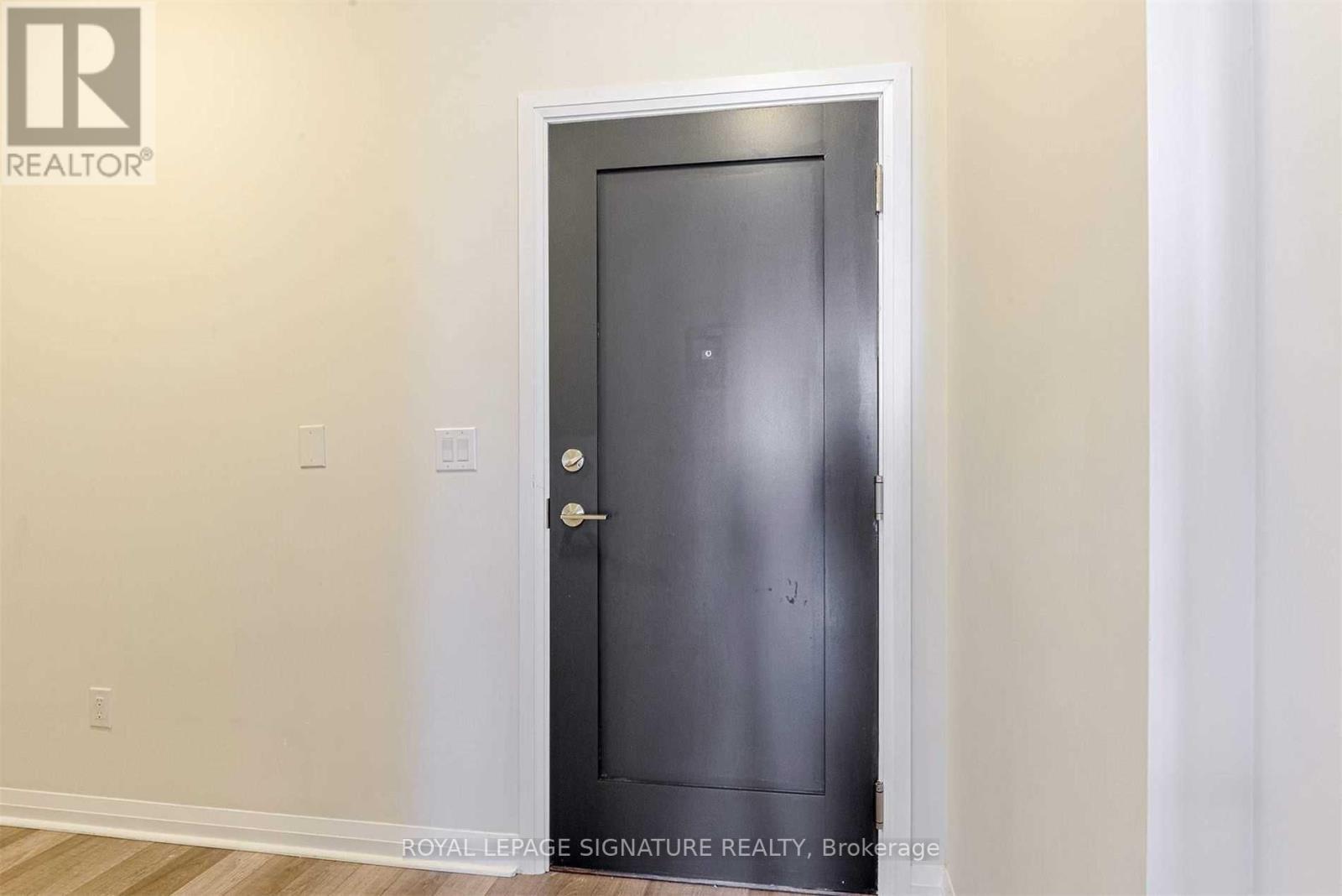 701 - 5025 Four Springs Avenue, Mississauga, Ontario  L5R 0E4 - Photo 4 - W12797450