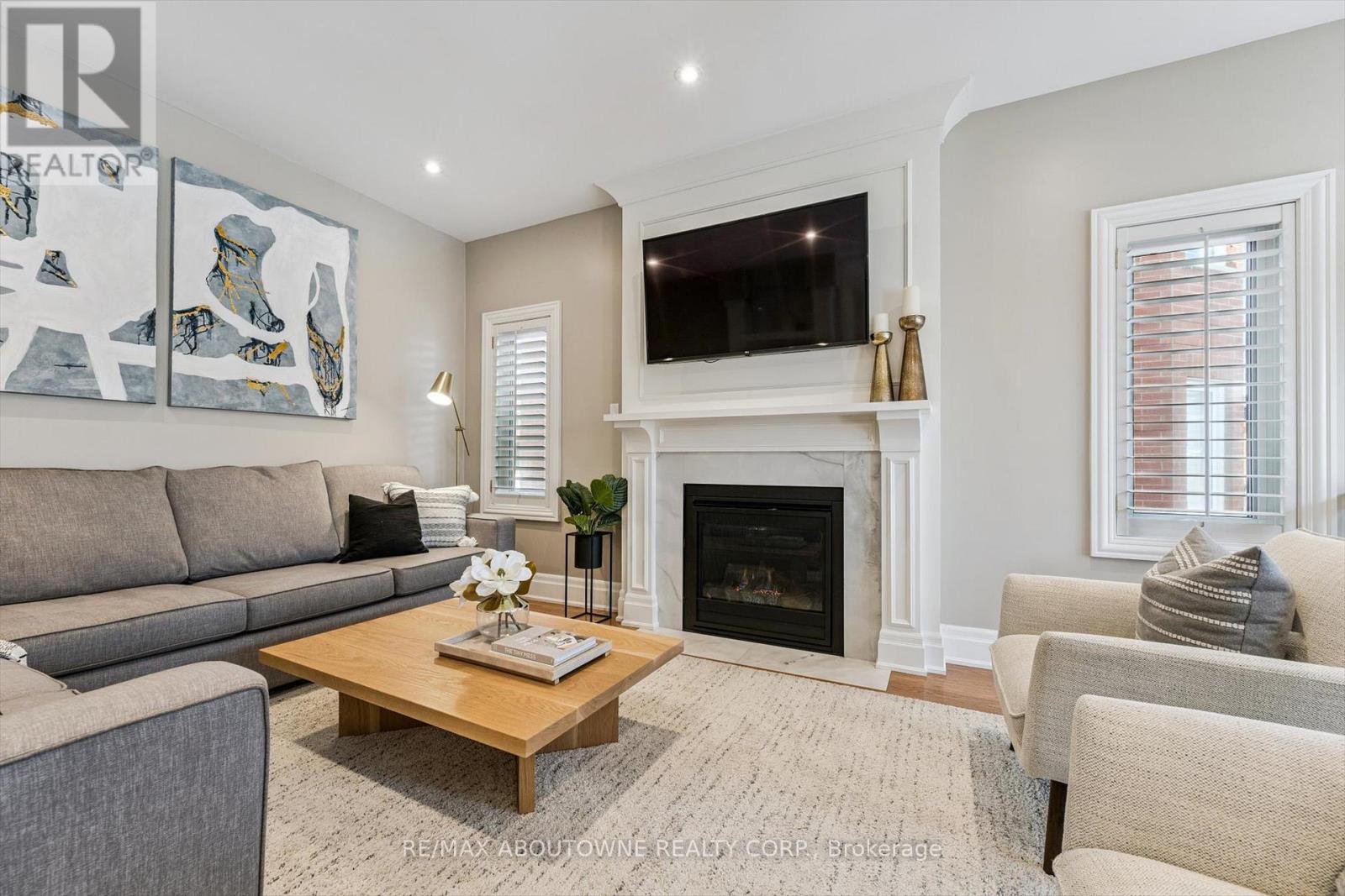 256 Lexington Road, Oakville, Ontario  L6H 6L9 - Photo 18 - W12797502