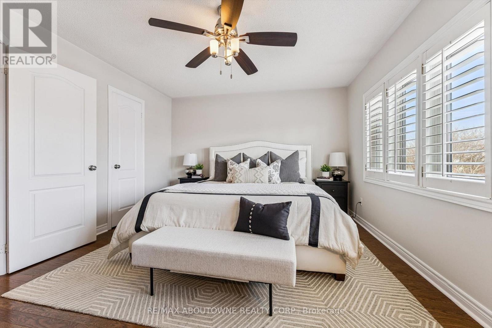 256 Lexington Road, Oakville, Ontario  L6H 6L9 - Photo 25 - W12797502