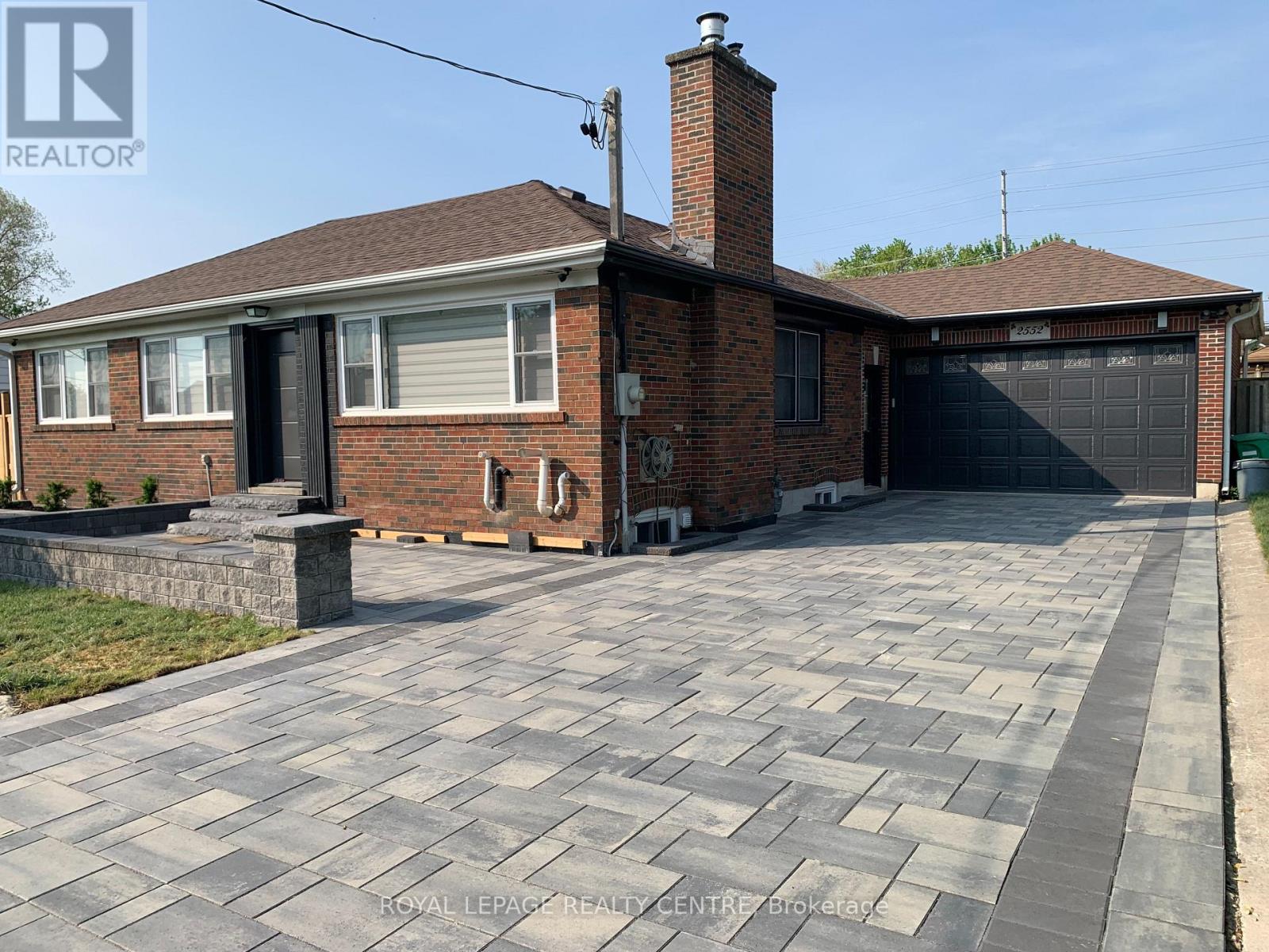 MAIN - 2552 WHALEY DRIVE, Mississauga, Ontario