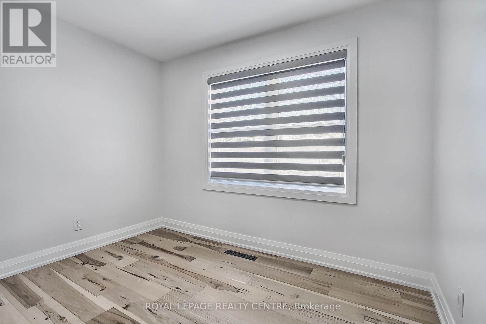 Main - 2552 Whaley Drive, Mississauga, Ontario  L5B 1X2 - Photo 18 - W12797514