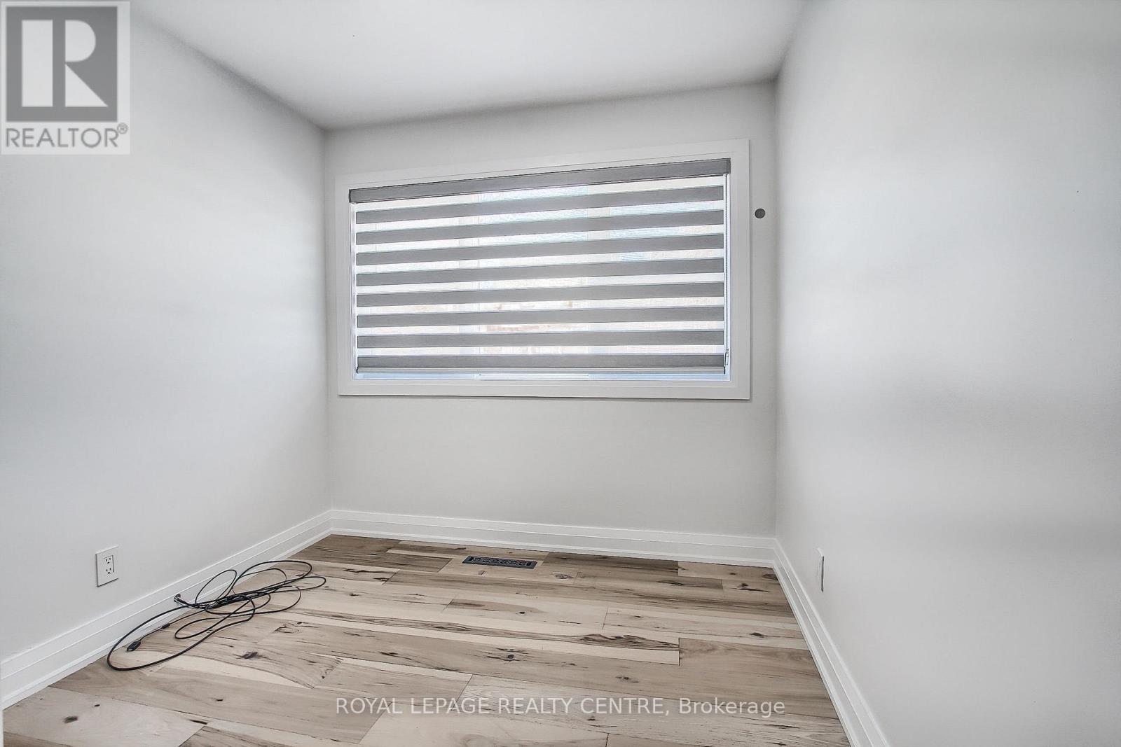 Main - 2552 Whaley Drive, Mississauga, Ontario  L5B 1X2 - Photo 20 - W12797514