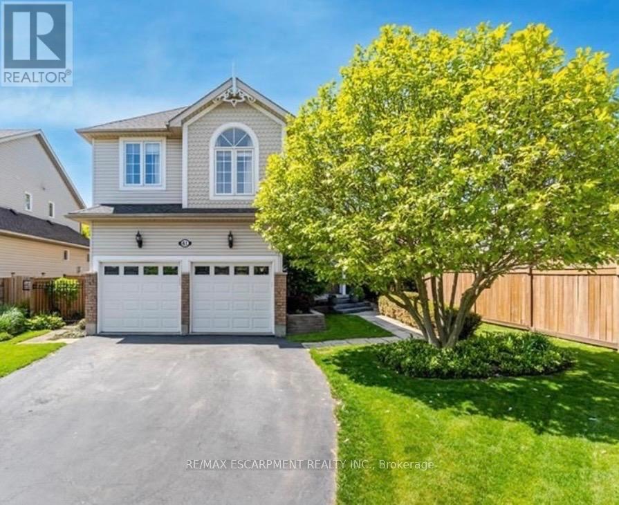 41 Griffith Drive, Grimsby, Ontario  L3M 5L2 - Photo 5 - X12797282