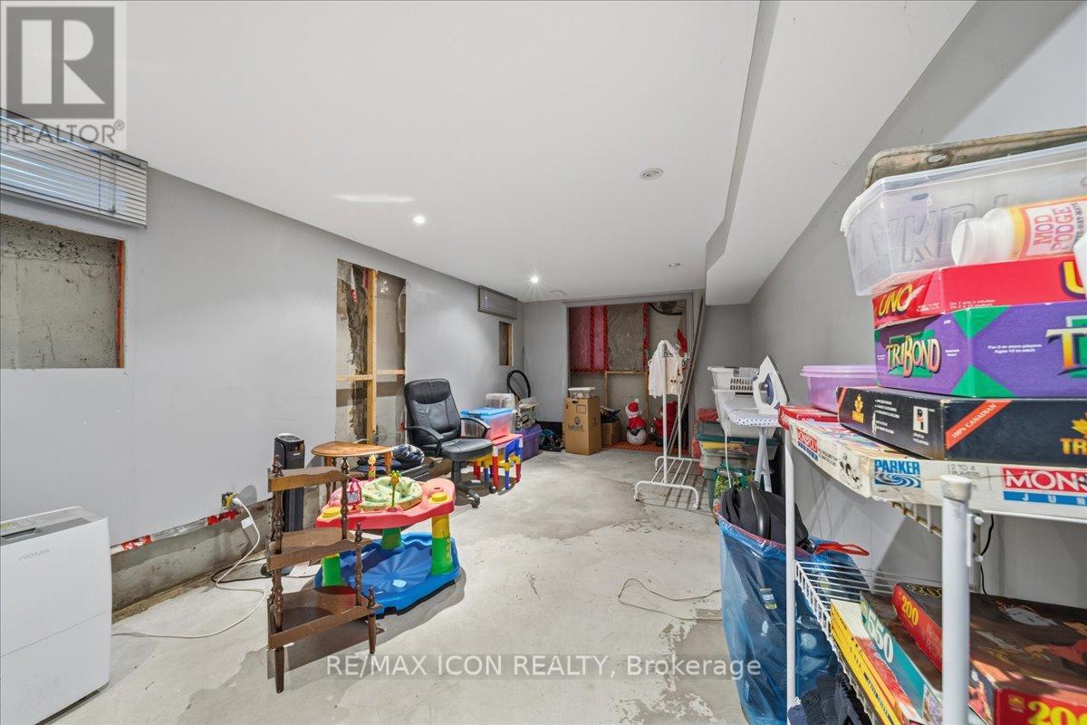 547 Wellington Street N, Kitchener, Ontario  N2H 5L6 - Photo 22 - X12797290