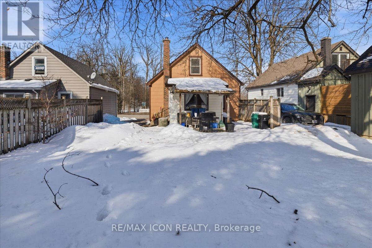 547 Wellington Street N, Kitchener, Ontario  N2H 5L6 - Photo 26 - X12797290