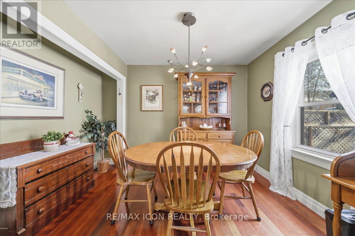 547 Wellington Street N, Kitchener, Ontario  N2H 5L6 - Photo 9 - X12797290