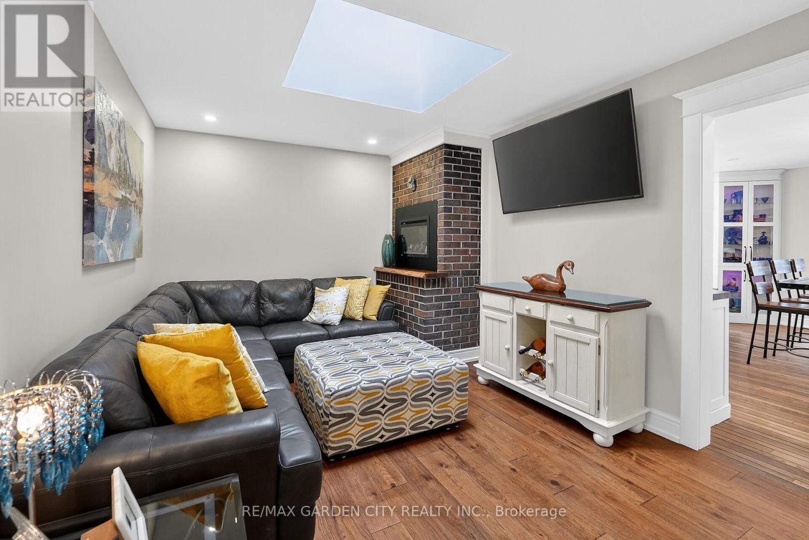 51 Park Road S, Grimsby, Ontario  L3M 4E7 - Photo 19 - X12797296