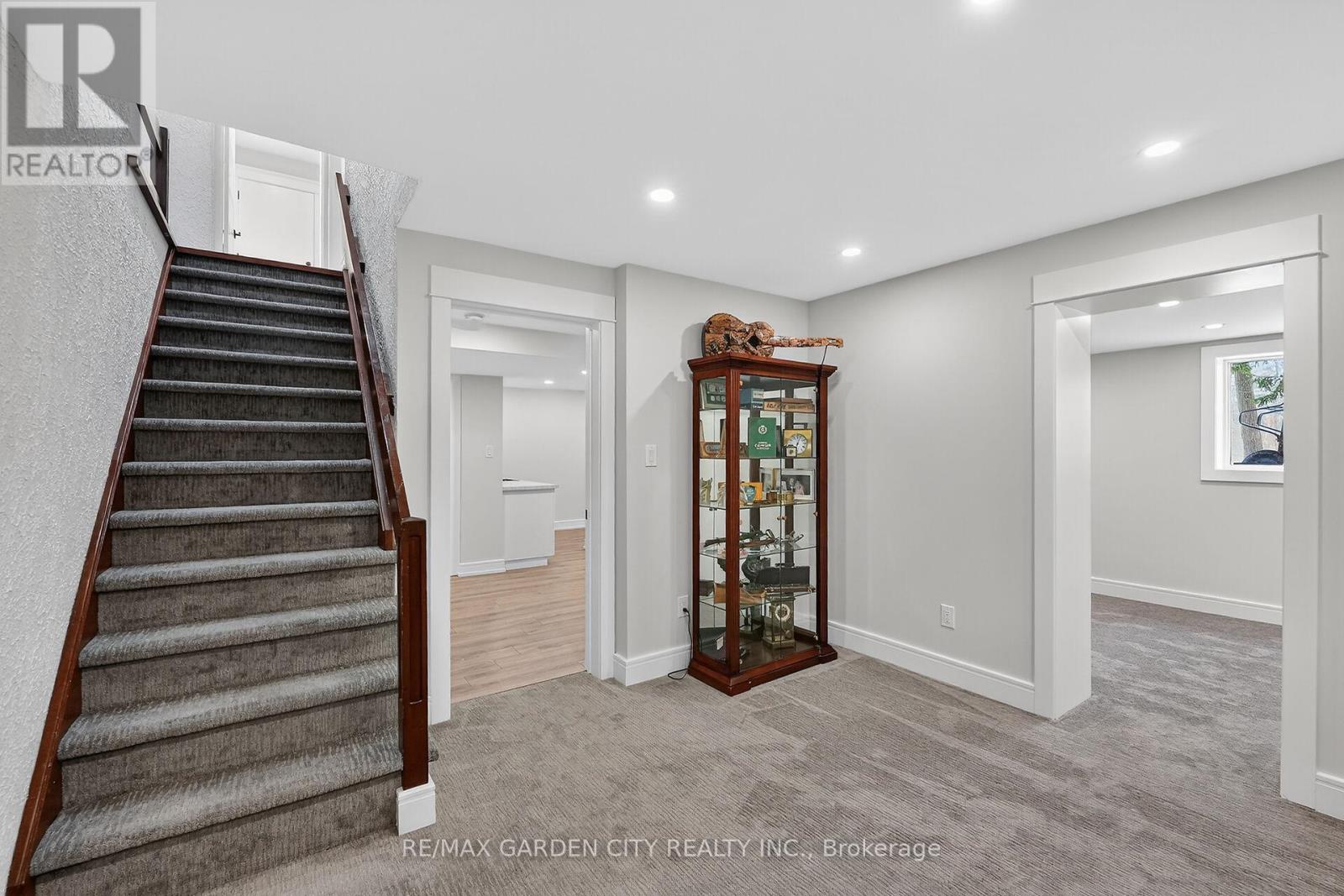 51 Park Road S, Grimsby, Ontario  L3M 4E7 - Photo 40 - X12797296