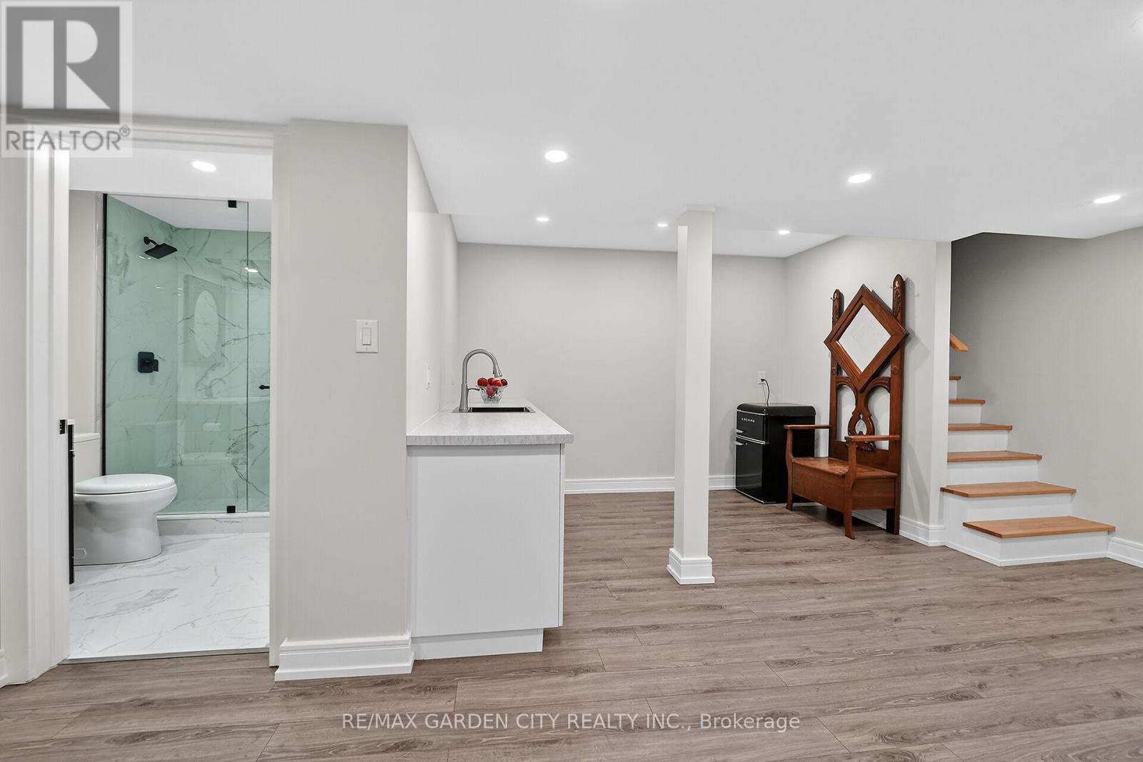 51 Park Road S, Grimsby, Ontario  L3M 4E7 - Photo 41 - X12797296