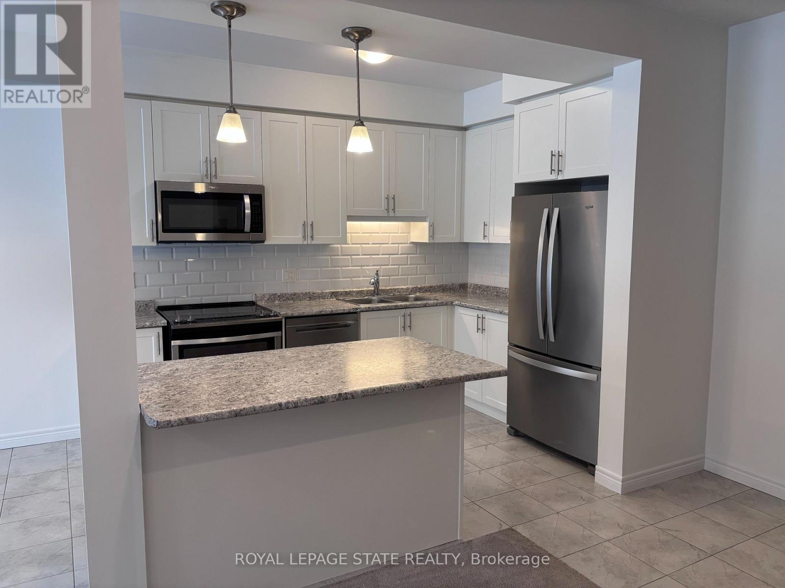 24 Garlent Avenue, Hamilton, Ontario  L9K 0J9 - Photo 3 - X12797322